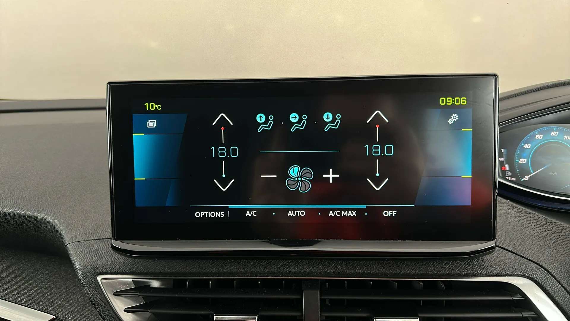 2022 PEUGEOT 3008 2022 PEUGEOT 3008