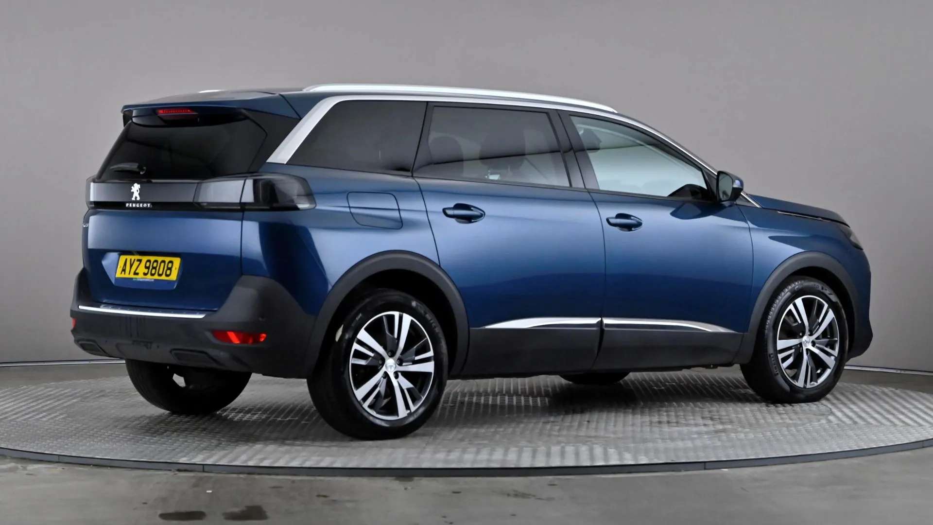 2021 PEUGEOT 5008 2021 PEUGEOT 5008
