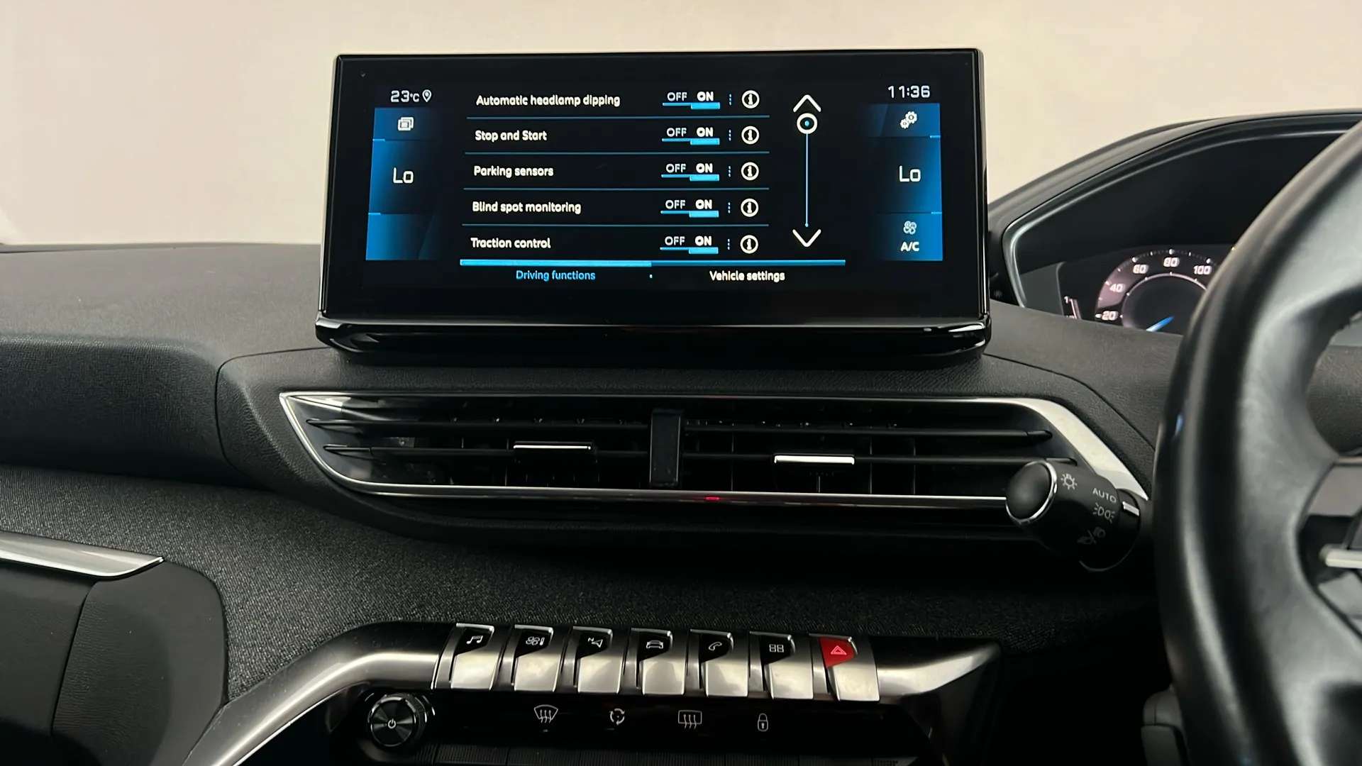 2021 PEUGEOT 5008 2021 PEUGEOT 5008