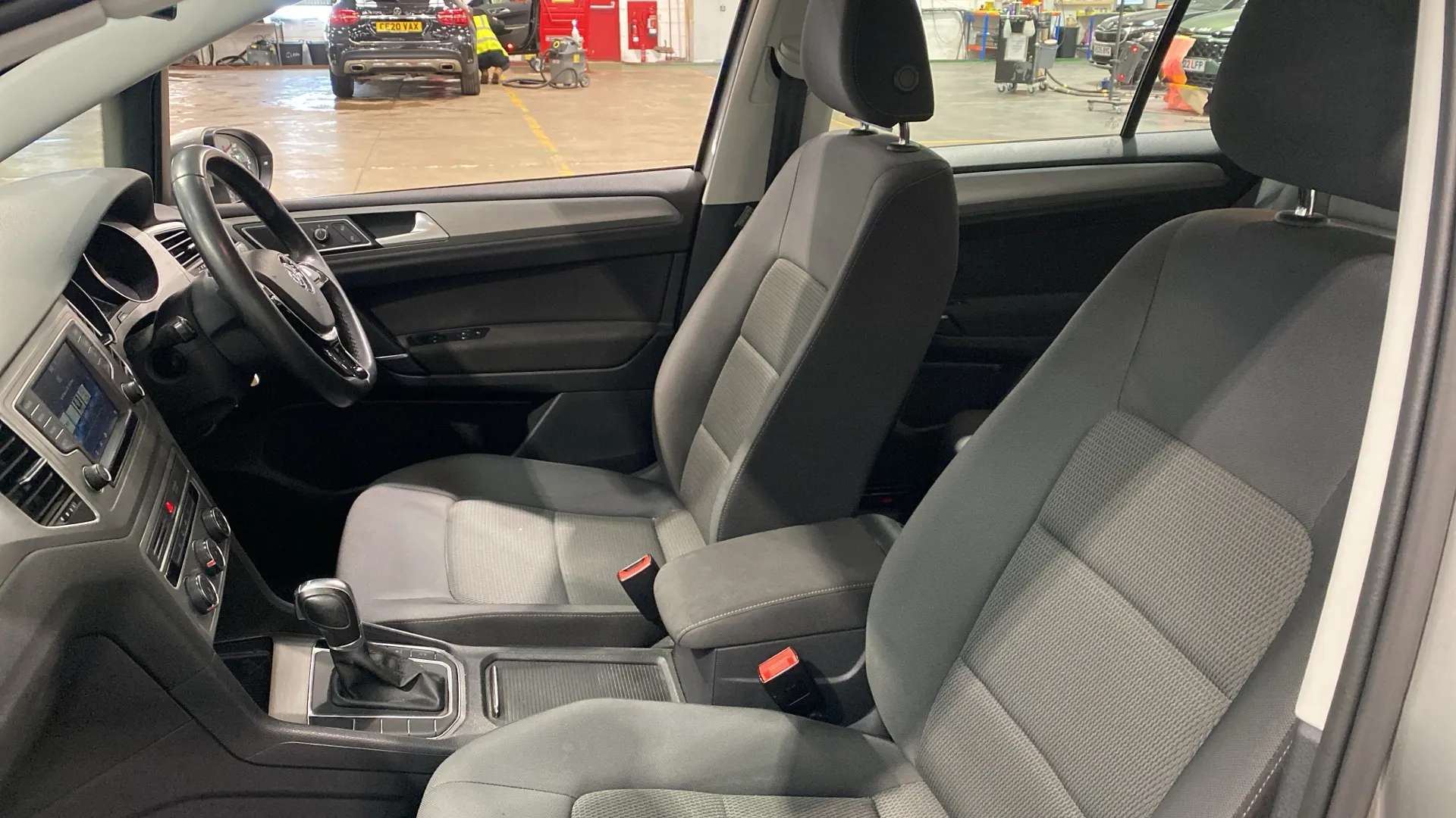 2017 VOLKSWAGEN GOLF SV 2017 VOLKSWAGEN GOLF SV