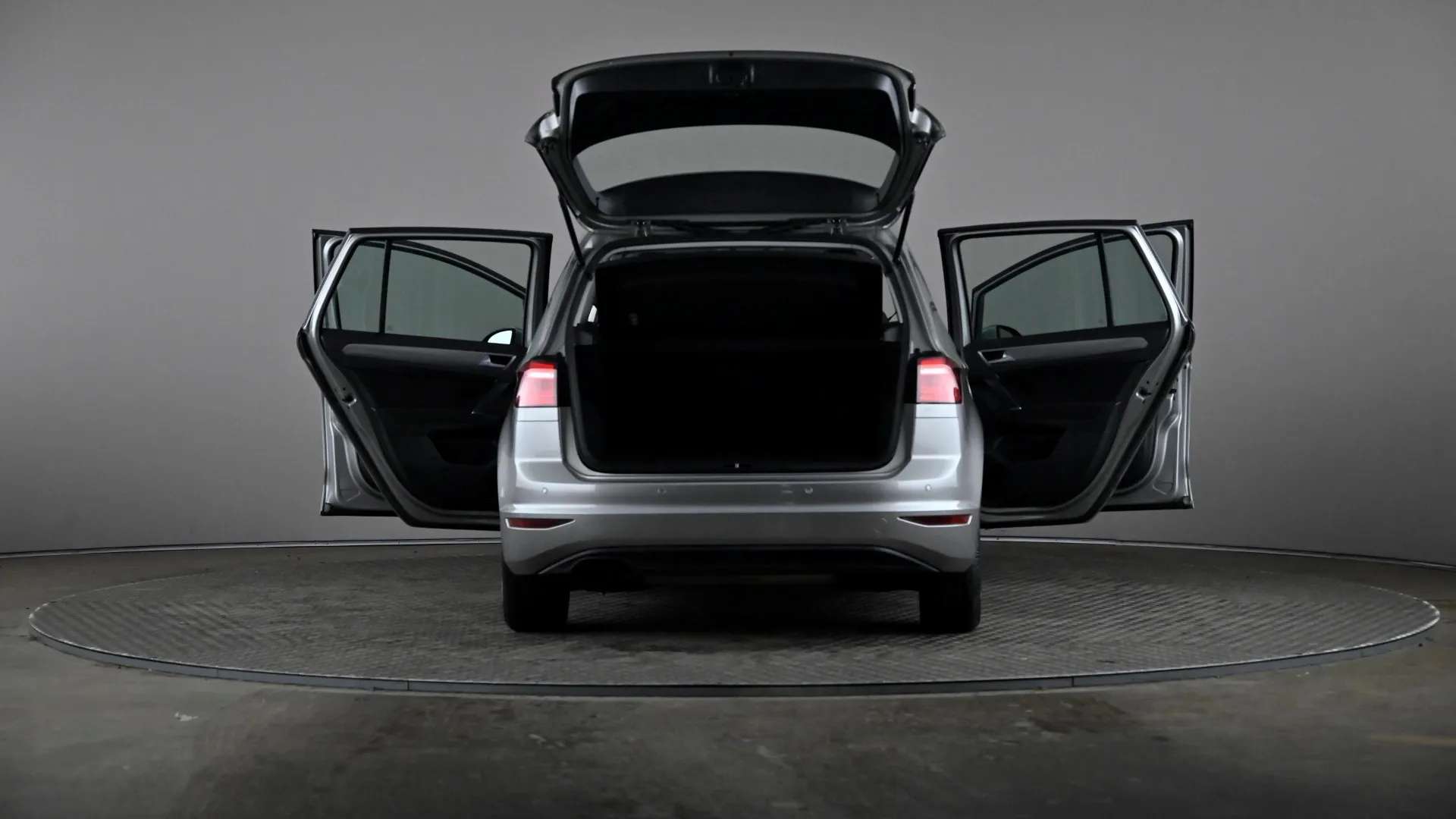 2017 VOLKSWAGEN GOLF SV 2017 VOLKSWAGEN GOLF SV