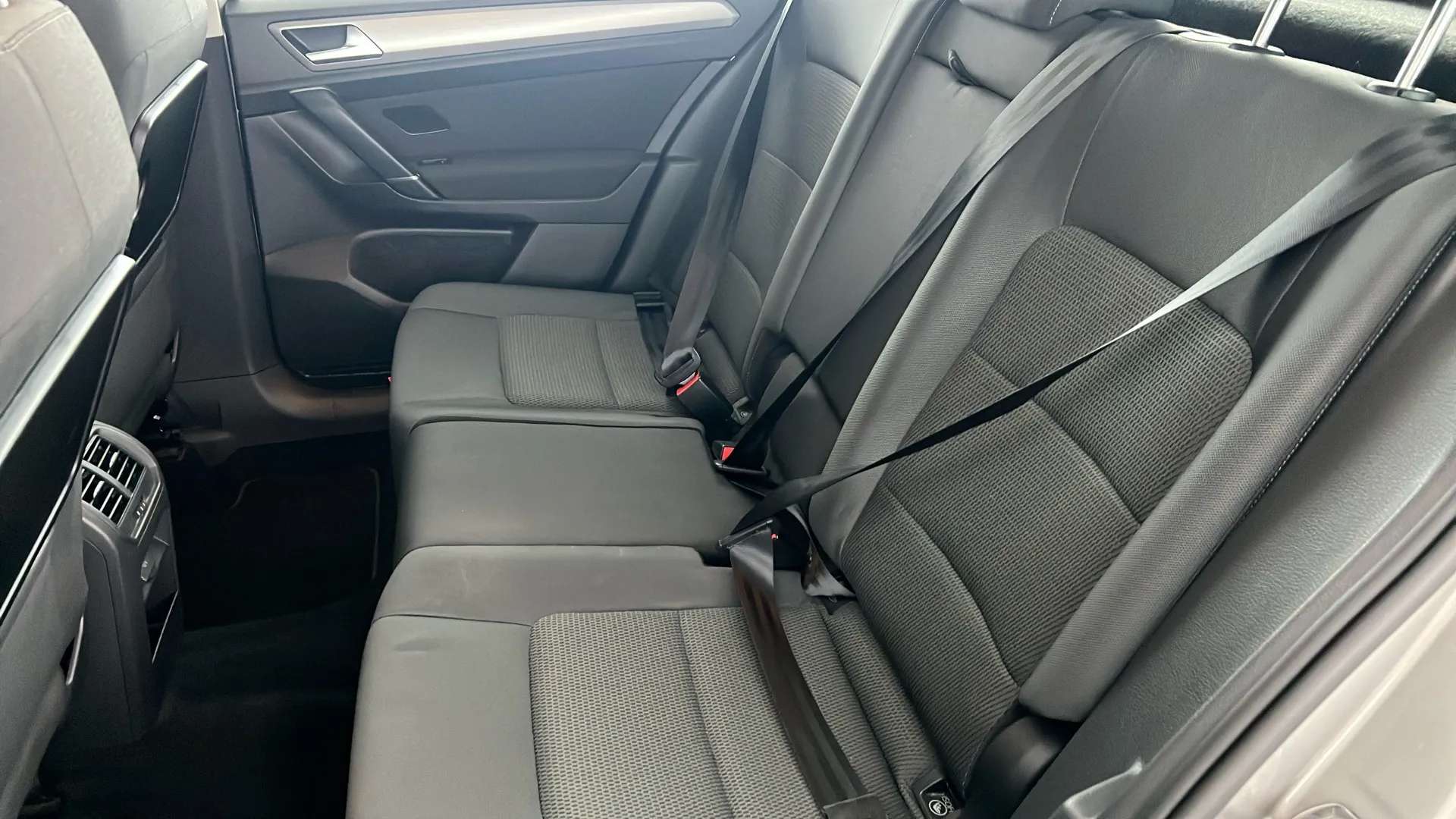 2017 VOLKSWAGEN GOLF SV 2017 VOLKSWAGEN GOLF SV