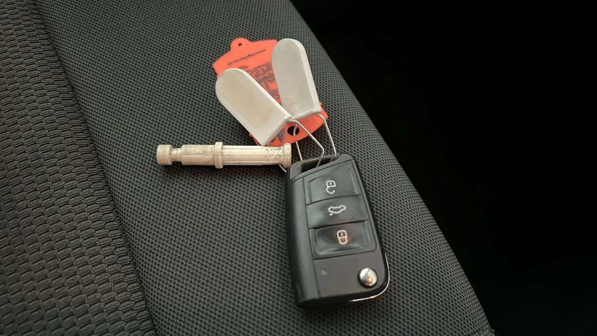 2017 VOLKSWAGEN GOLF SV 2017 VOLKSWAGEN GOLF SV