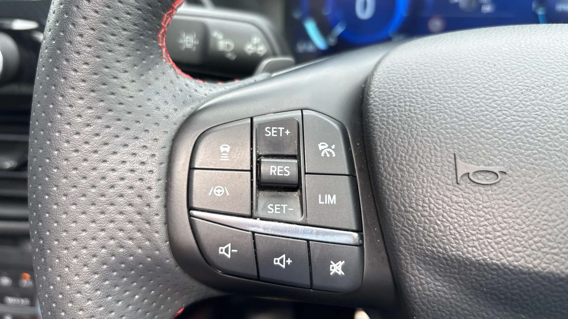 2021 FORD KUGA 2021 FORD KUGA