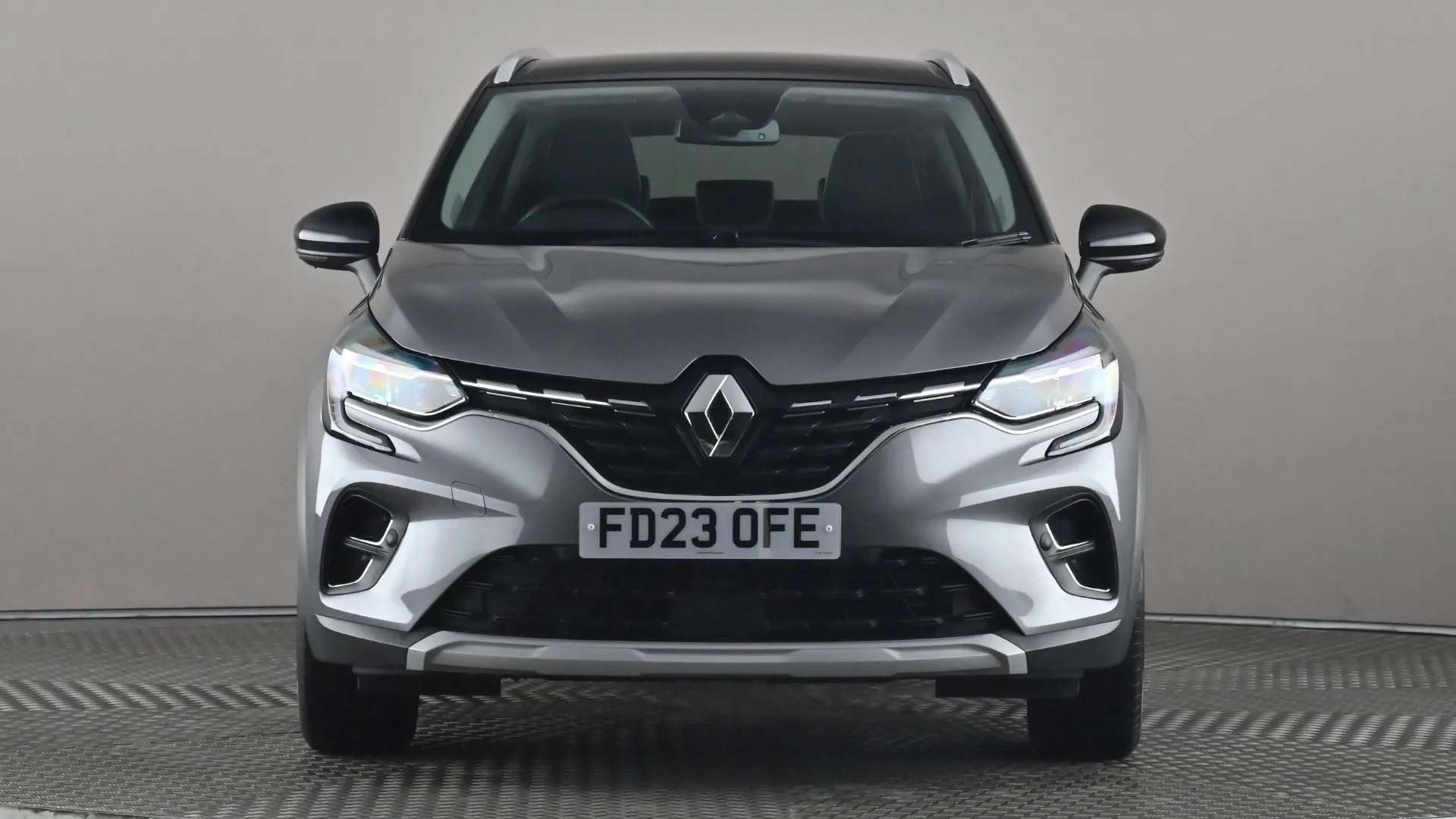 A 2023 RENAULT CAPTUR 1.6 E-Tech full hybrid 145 Techno Auto A 2023 RENAULT CAPTUR 1.6 E-Tech full hybrid 145 Techno Auto