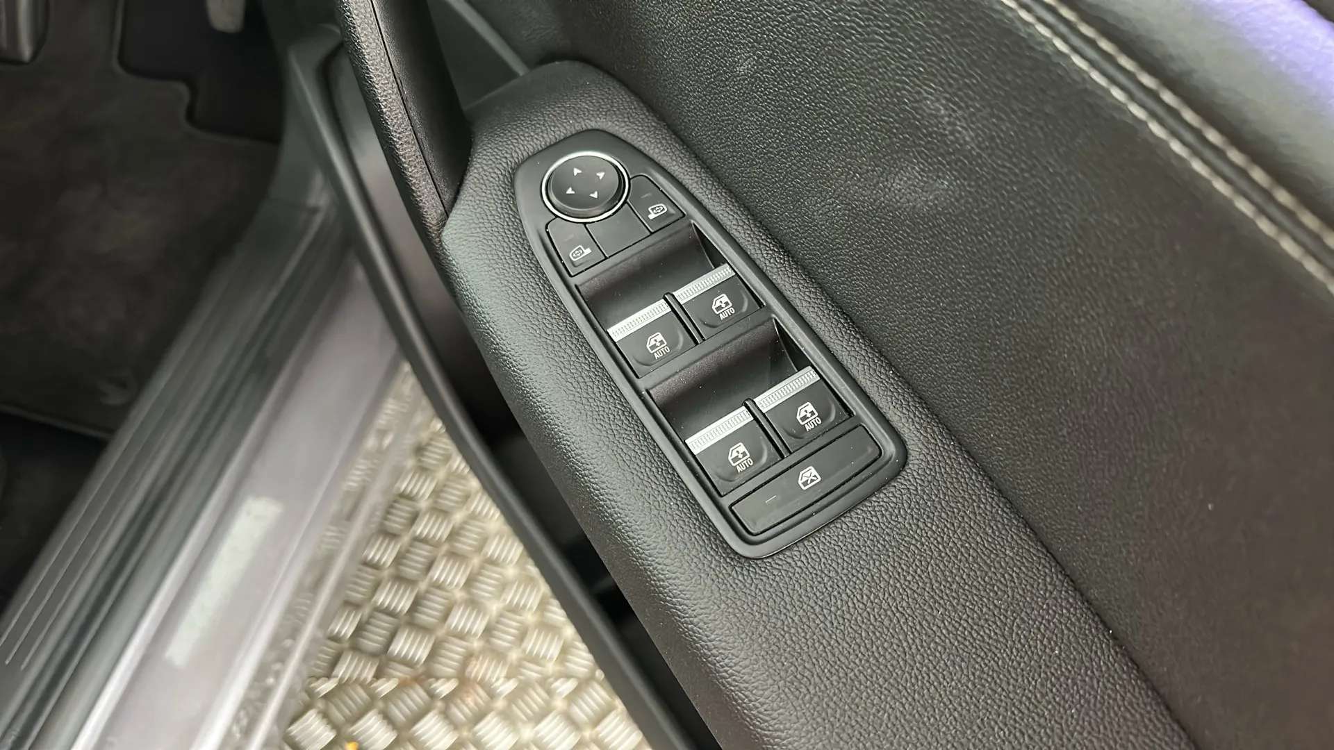 2023 RENAULT CAPTUR 2023 RENAULT CAPTUR