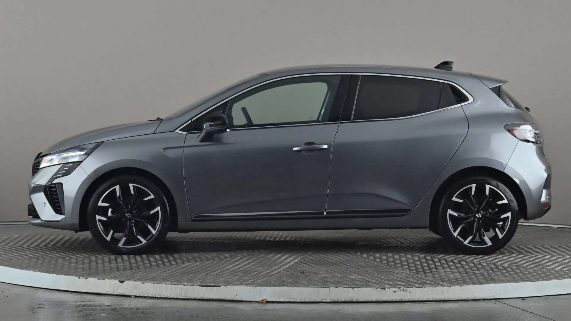 2024 RENAULT CLIO 2024 RENAULT CLIO