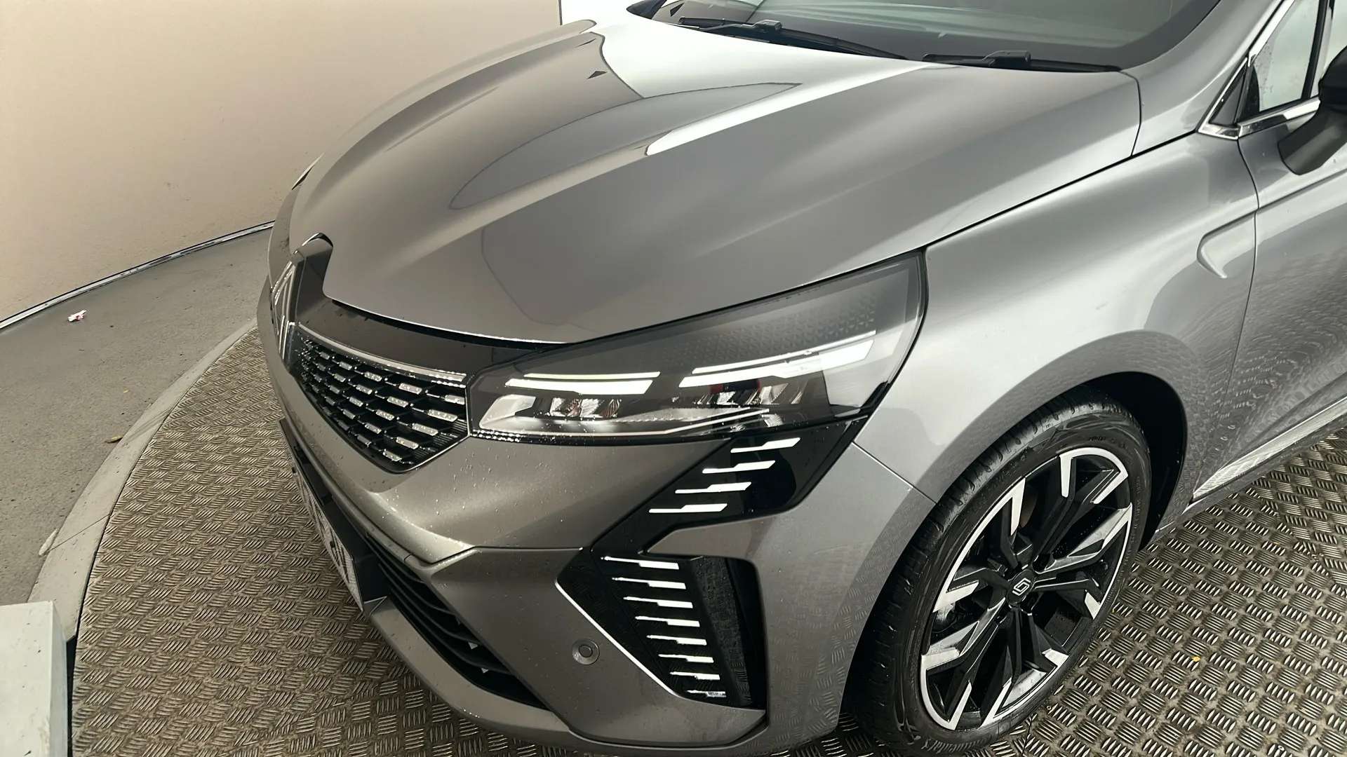 2024 RENAULT CLIO 2024 RENAULT CLIO