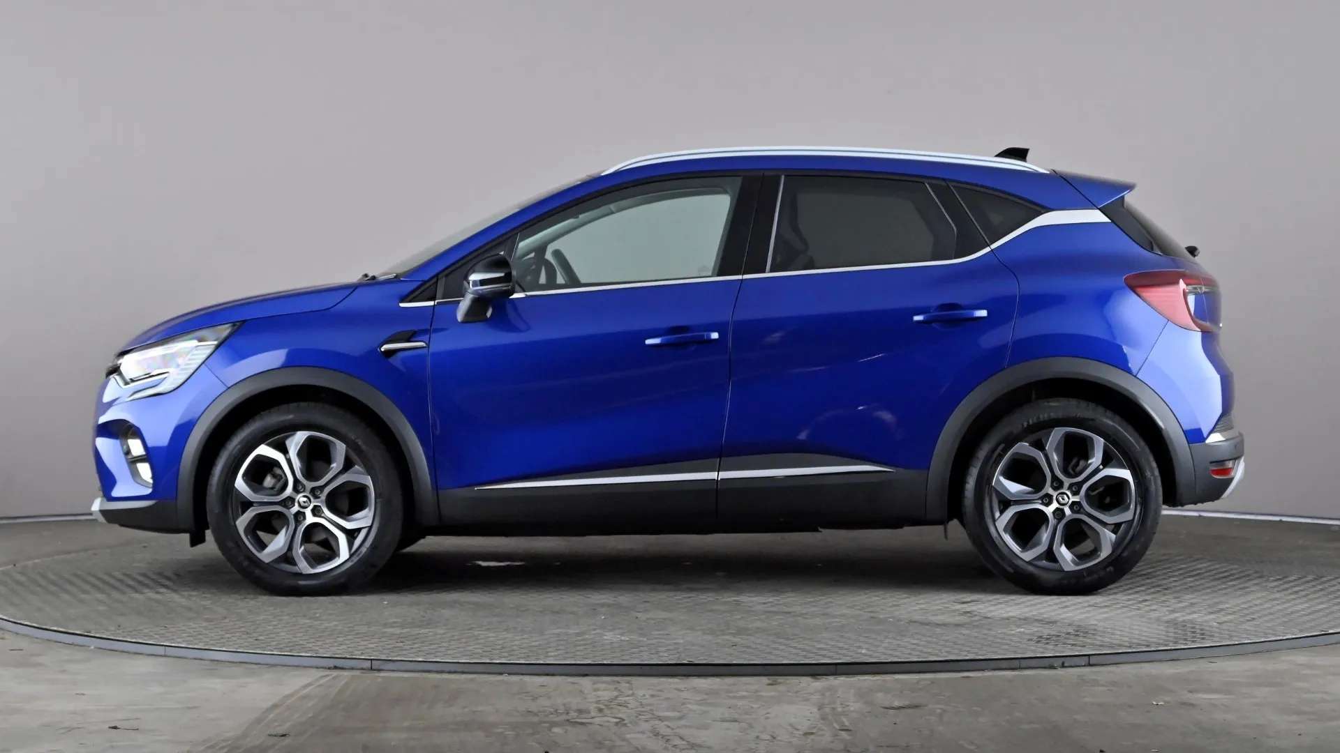 A 2023 RENAULT CAPTUR 1.6 E-Tech full hybrid 145 Techno Auto A 2023 RENAULT CAPTUR 1.6 E-Tech full hybrid 145 Techno Auto