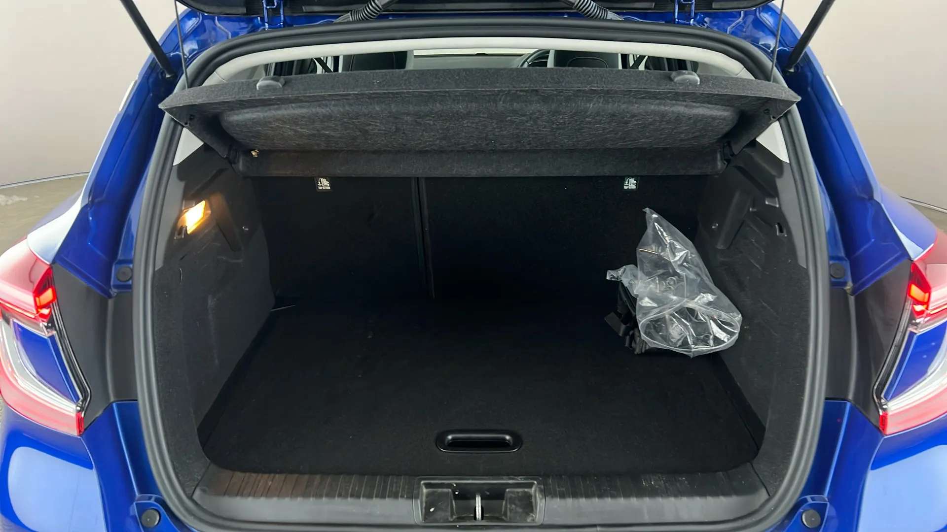 2023 RENAULT CAPTUR 2023 RENAULT CAPTUR