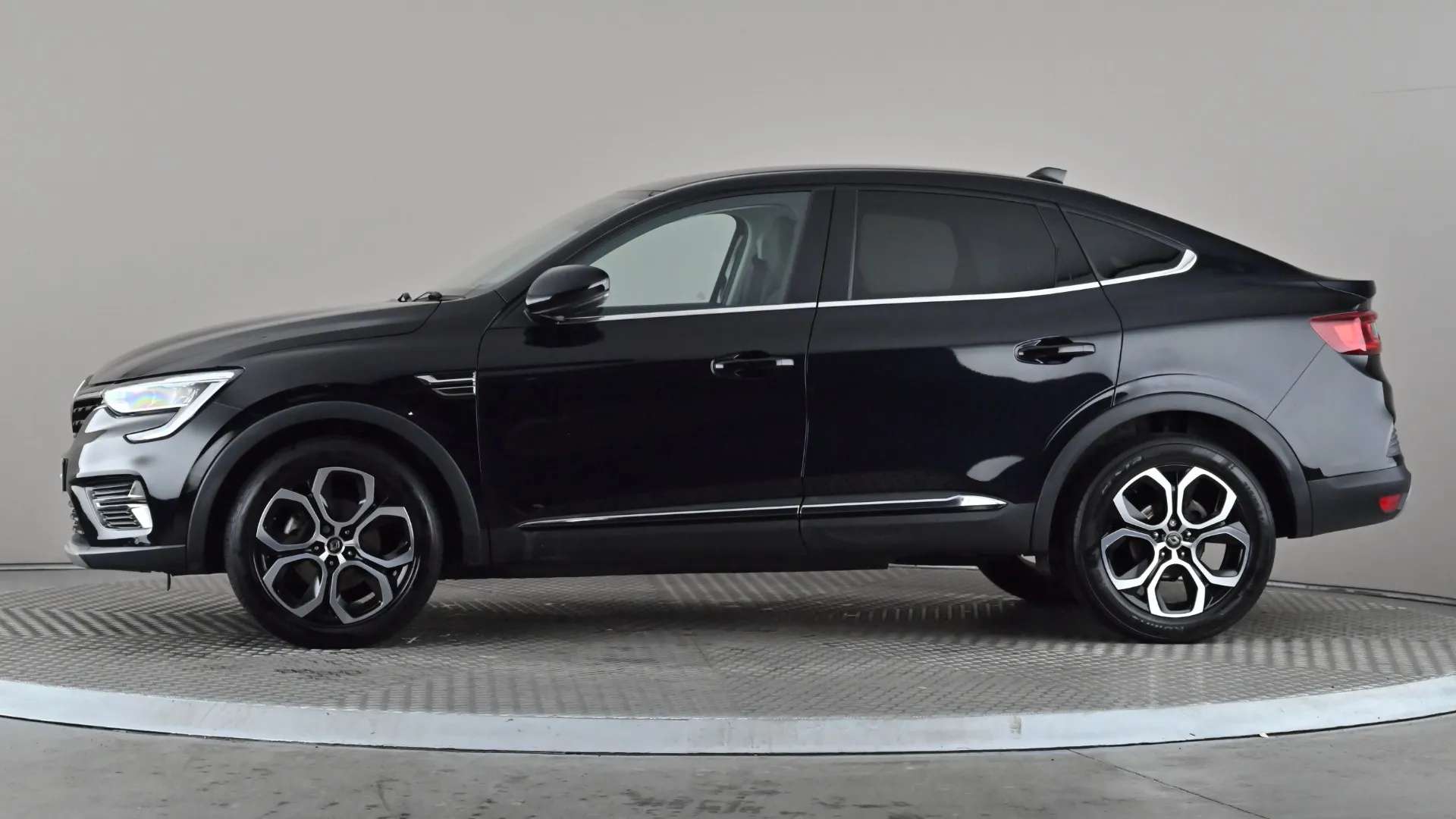 A 2023 RENAULT ARKANA 1.6 E-Tech full hybrid 145 Techno Auto A 2023 RENAULT ARKANA 1.6 E-Tech full hybrid 145 Techno Auto