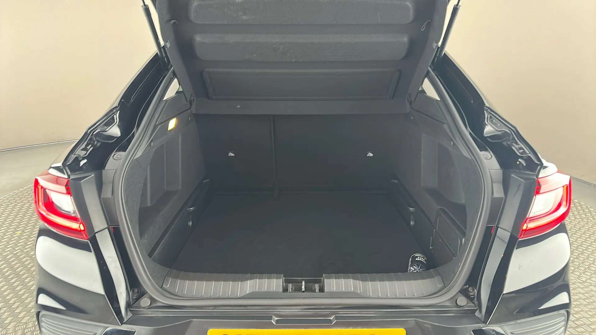 2023 RENAULT ARKANA 2023 RENAULT ARKANA