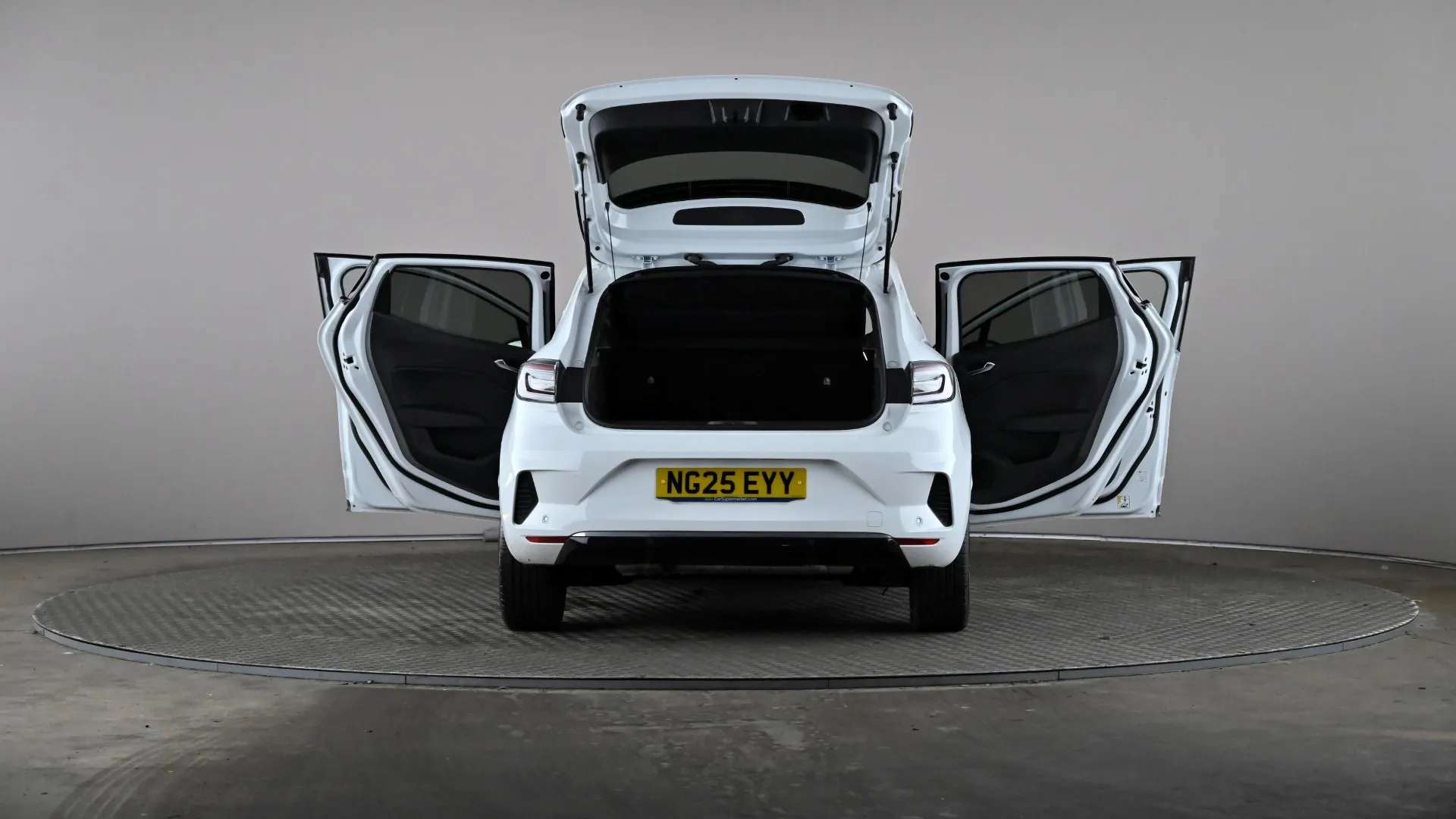2025 RENAULT CLIO 2025 RENAULT CLIO