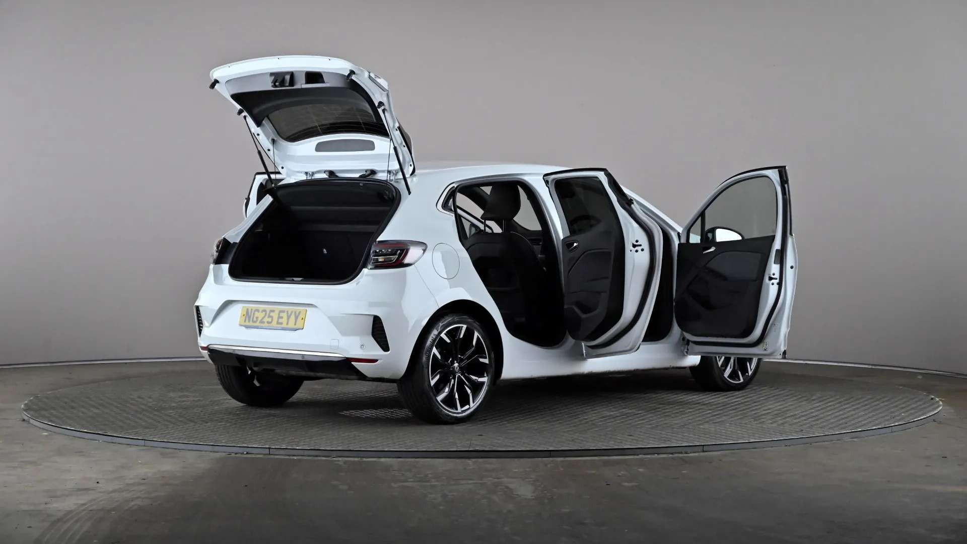 2025 RENAULT CLIO 2025 RENAULT CLIO