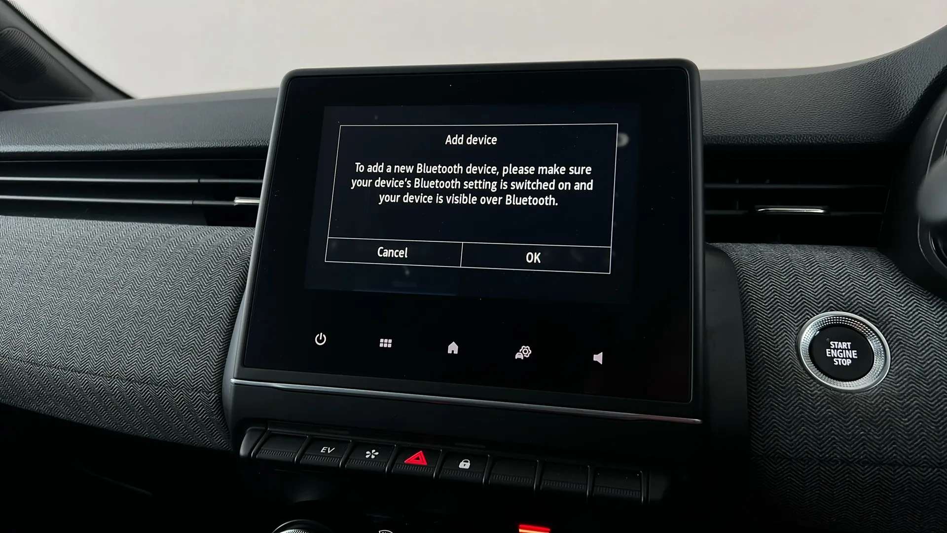 2025 RENAULT CLIO 2025 RENAULT CLIO