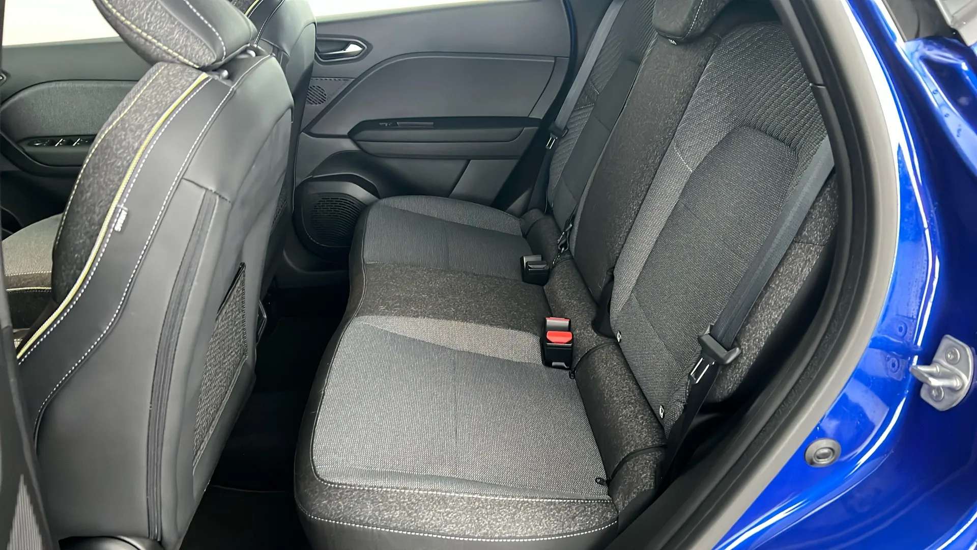 2025 RENAULT CAPTUR 2025 RENAULT CAPTUR