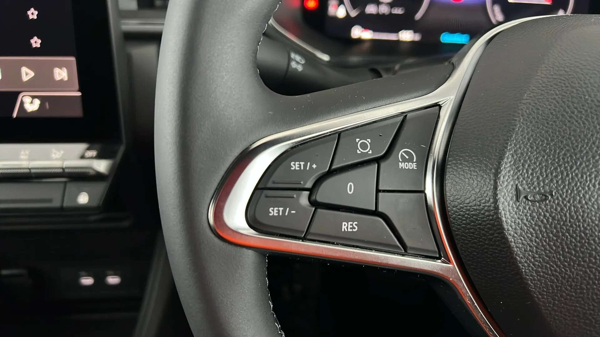 2025 RENAULT CAPTUR 2025 RENAULT CAPTUR