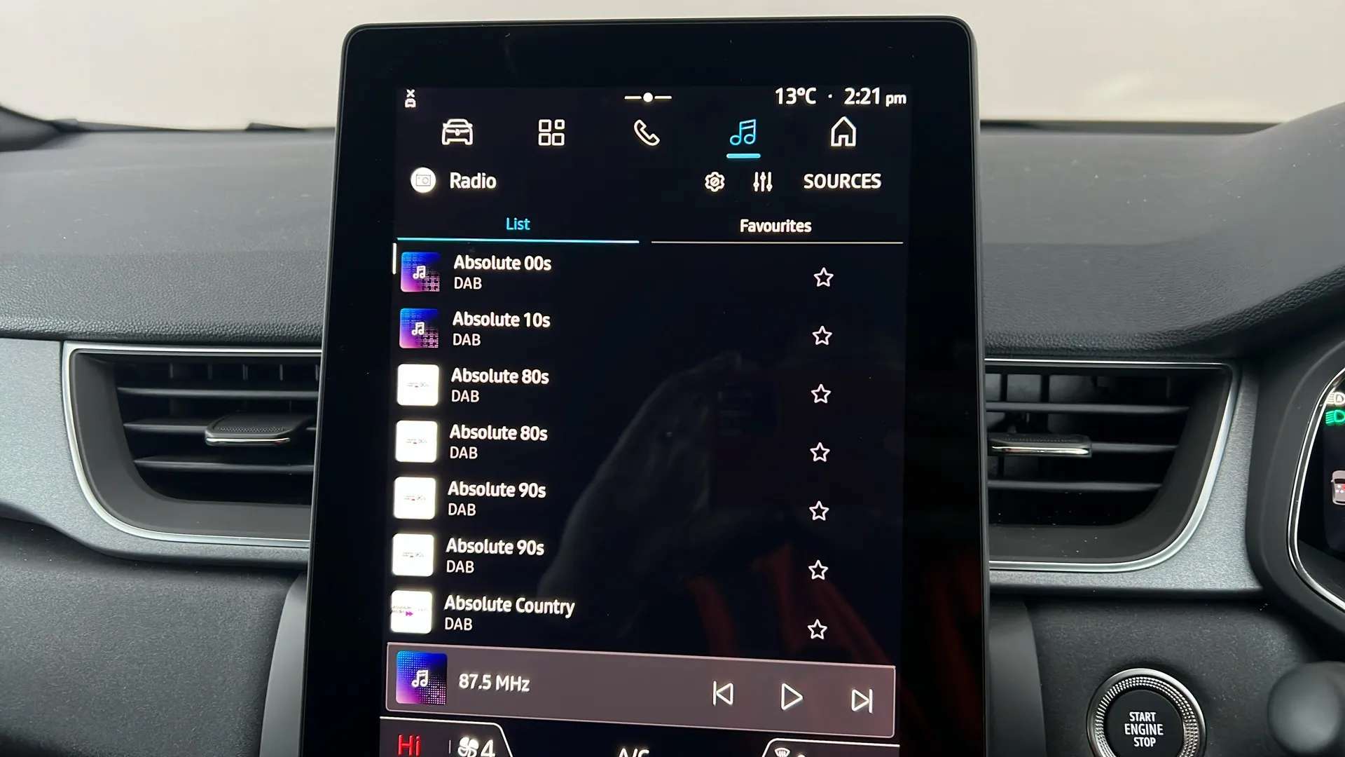 2025 RENAULT CAPTUR 2025 RENAULT CAPTUR