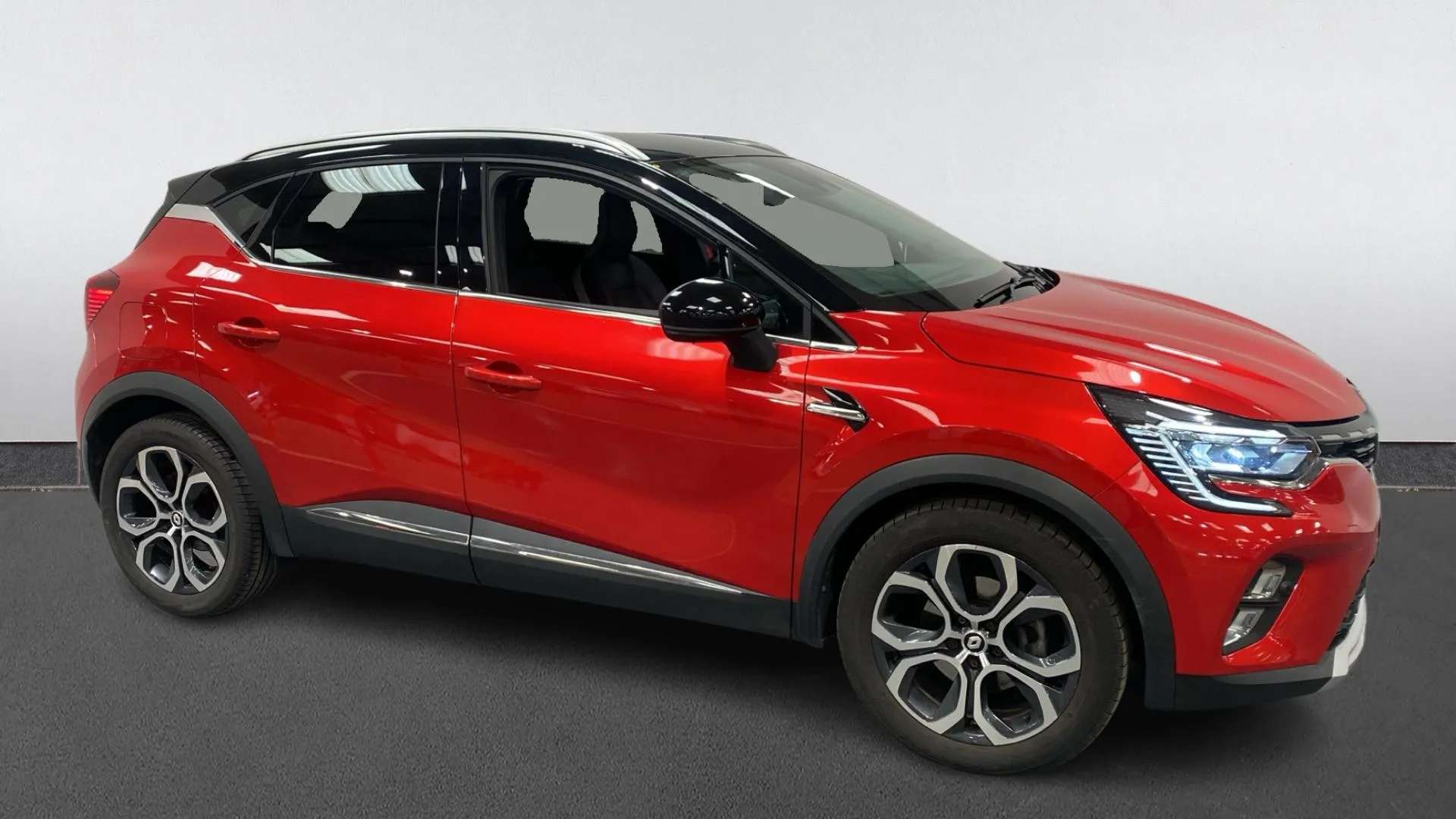 A 2023 RENAULT CAPTUR 1.6 E-Tech full hybrid 145 Techno Auto A 2023 RENAULT CAPTUR 1.6 E-Tech full hybrid 145 Techno Auto