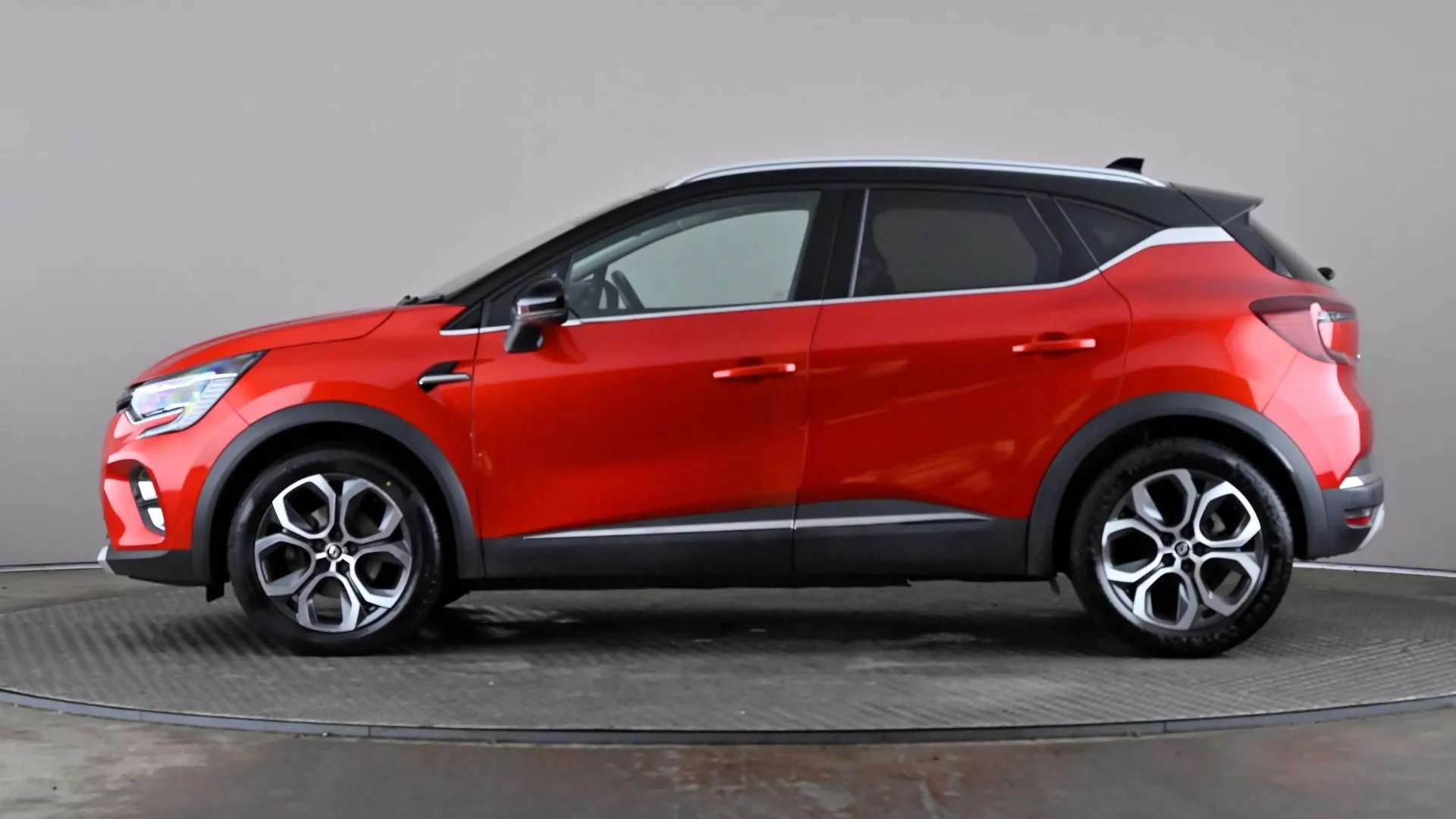 A 2023 RENAULT CAPTUR 1.6 E-Tech full hybrid 145 Techno Auto A 2023 RENAULT CAPTUR 1.6 E-Tech full hybrid 145 Techno Auto
