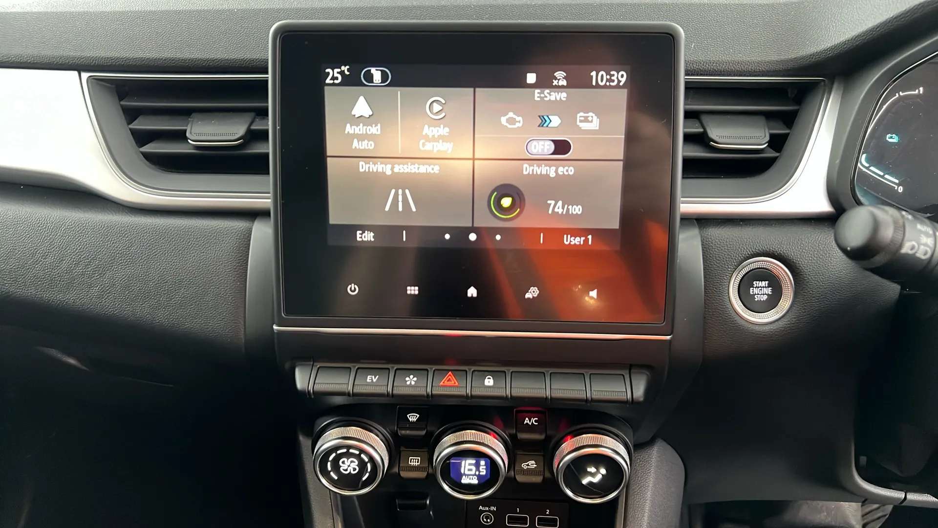 2023 RENAULT CAPTUR 2023 RENAULT CAPTUR