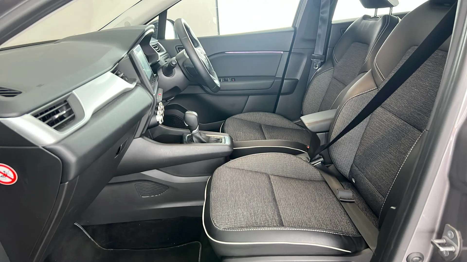 2023 RENAULT CAPTUR 2023 RENAULT CAPTUR