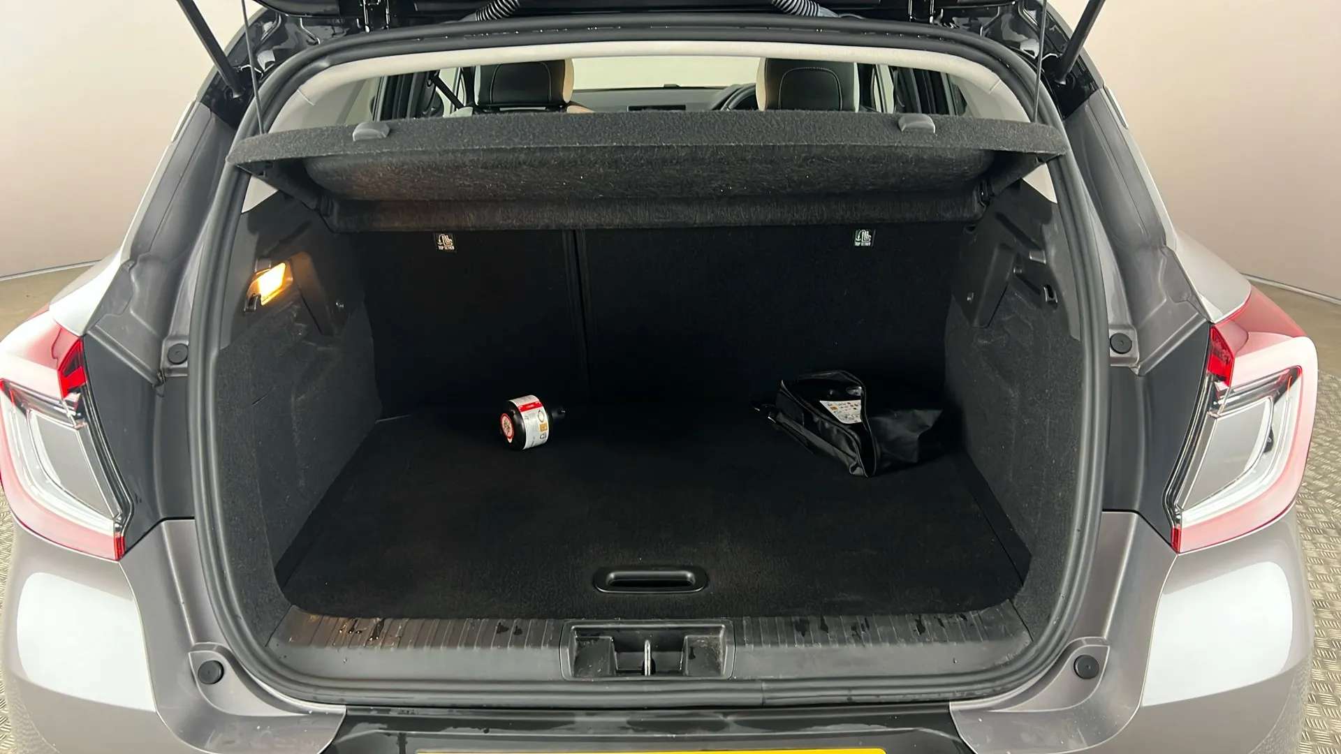 2023 RENAULT CAPTUR 2023 RENAULT CAPTUR