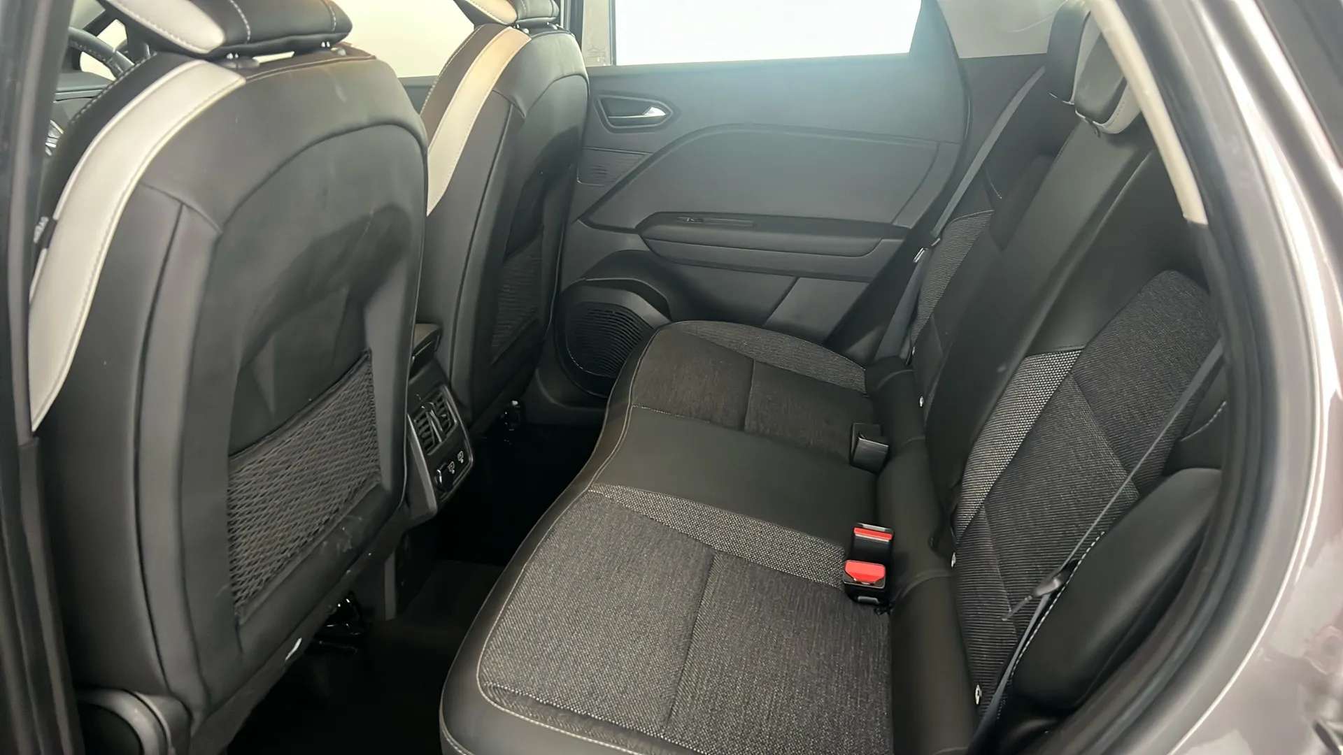 2023 RENAULT CAPTUR 2023 RENAULT CAPTUR