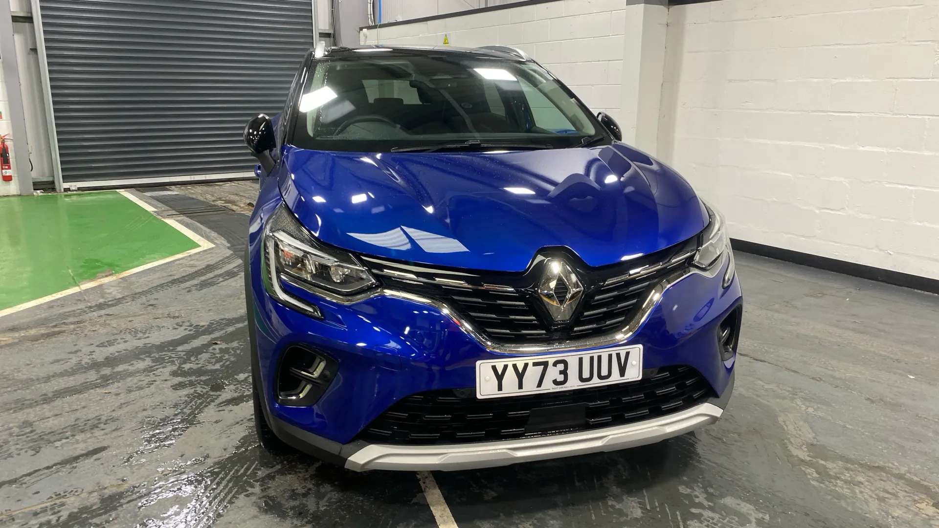 A 2023 RENAULT CAPTUR 1.6 E-Tech full hybrid 145 Techno Auto A 2023 RENAULT CAPTUR 1.6 E-Tech full hybrid 145 Techno Auto