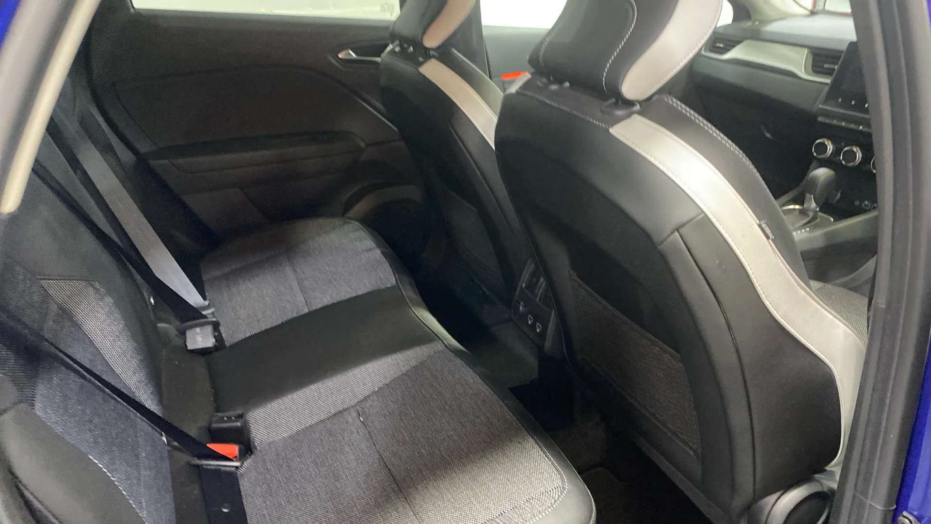 2023 RENAULT CAPTUR 2023 RENAULT CAPTUR