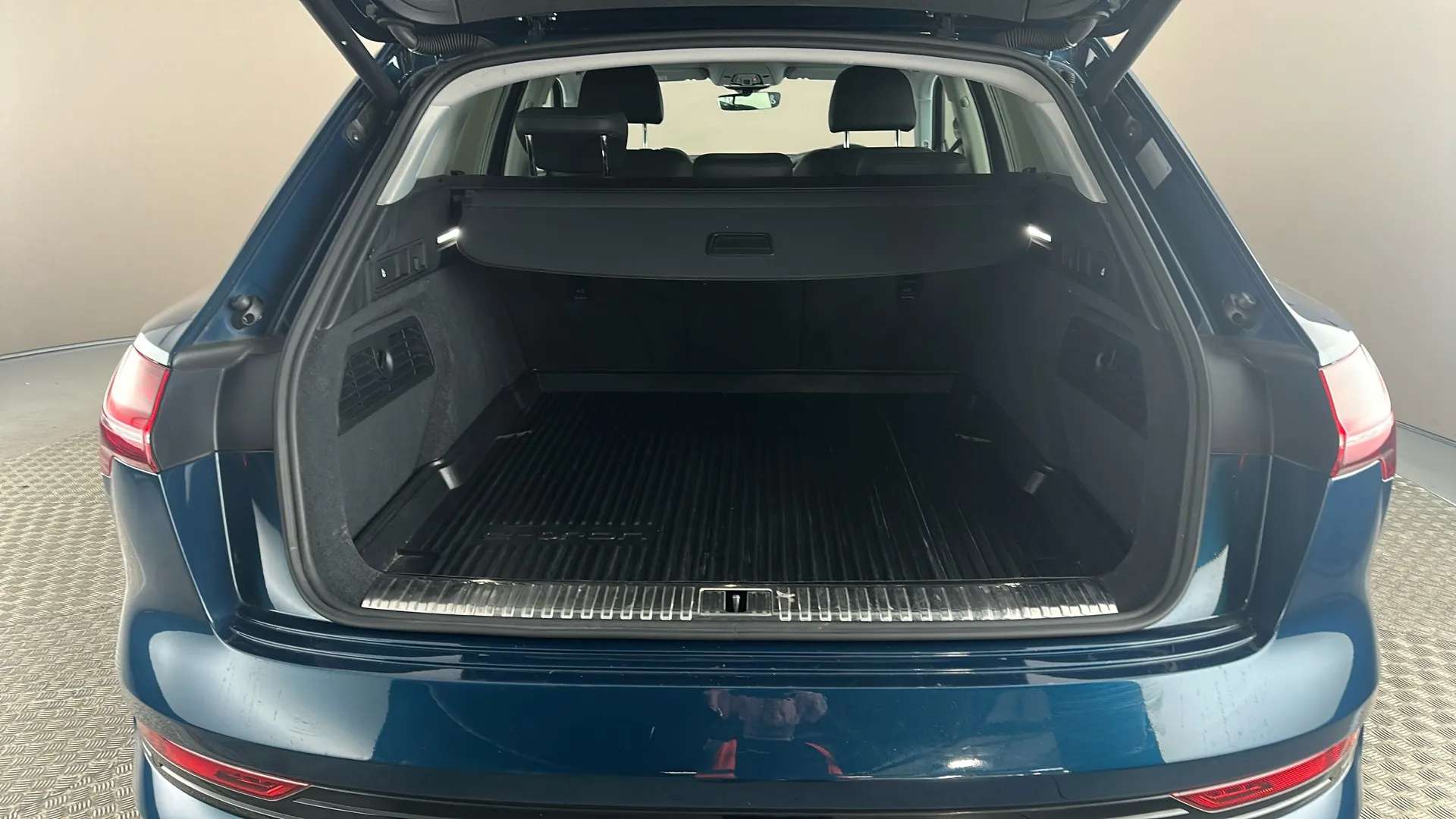 2020 AUDI E-TRON 2020 AUDI E-TRON