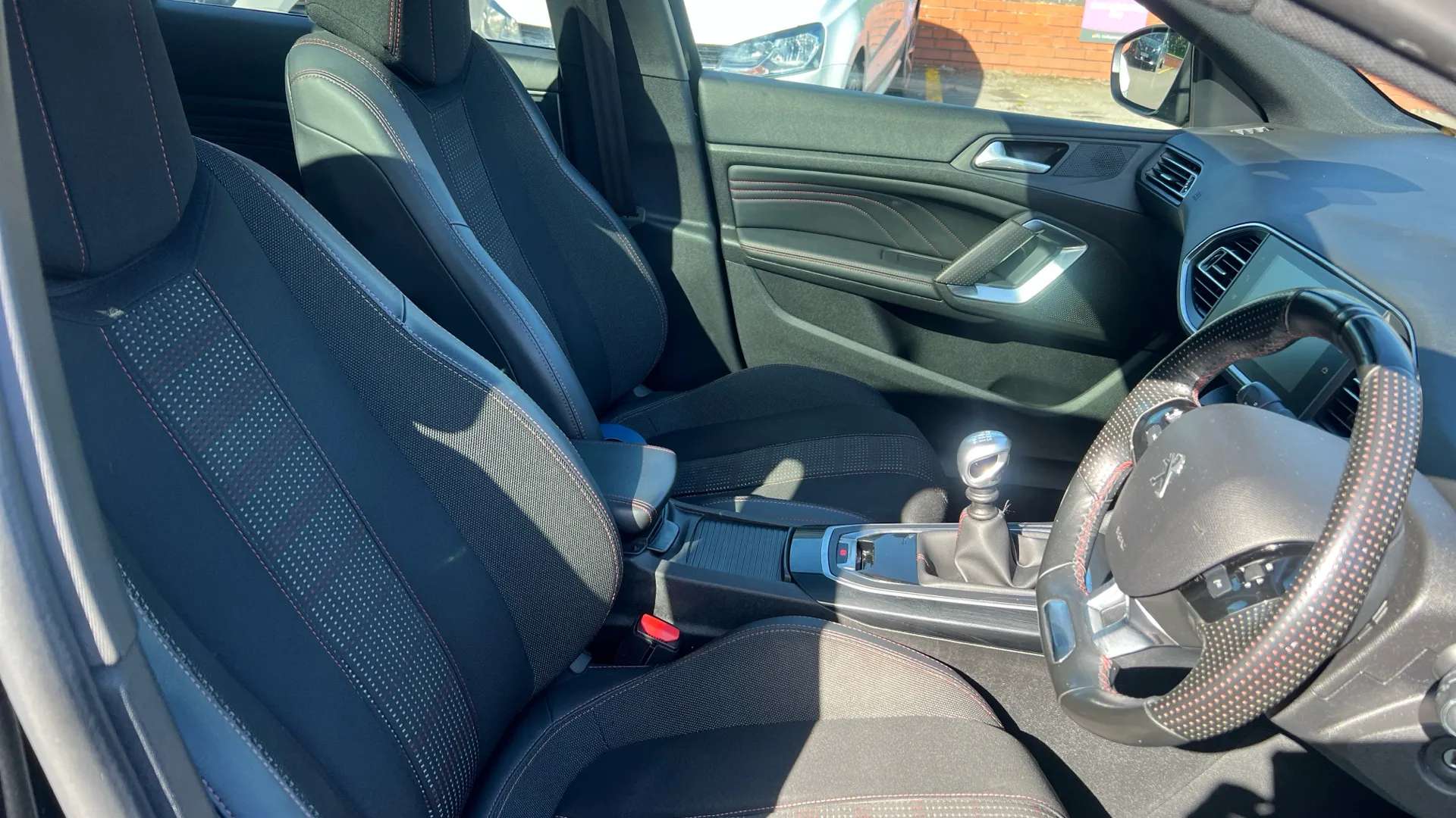 2019 PEUGEOT 308 2019 PEUGEOT 308