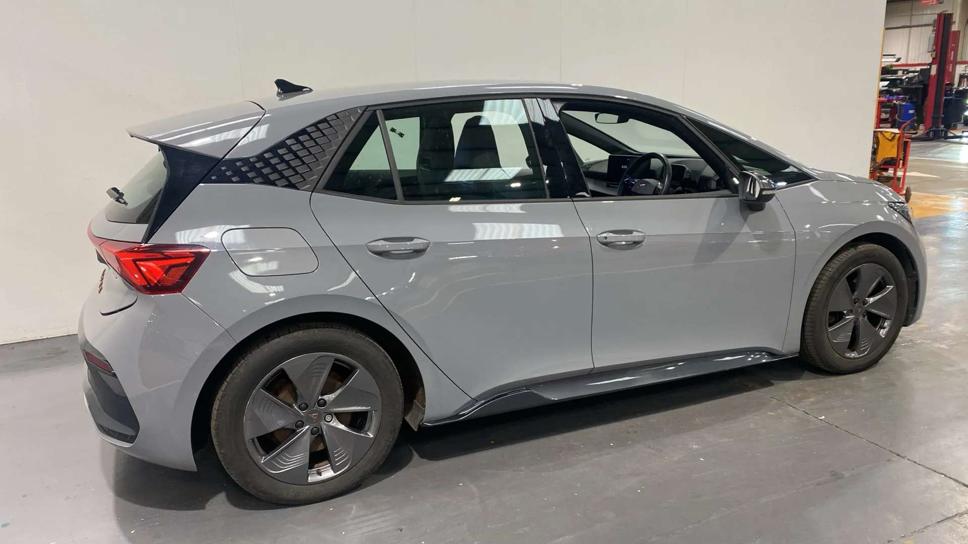 A 2022 CUPRA BORN 150kW V1 58kWh Auto A 2022 CUPRA BORN 150kW V1 58kWh Auto