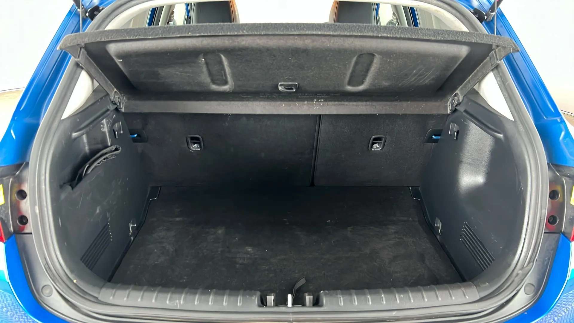 2023 KIA STONIC 2023 KIA STONIC