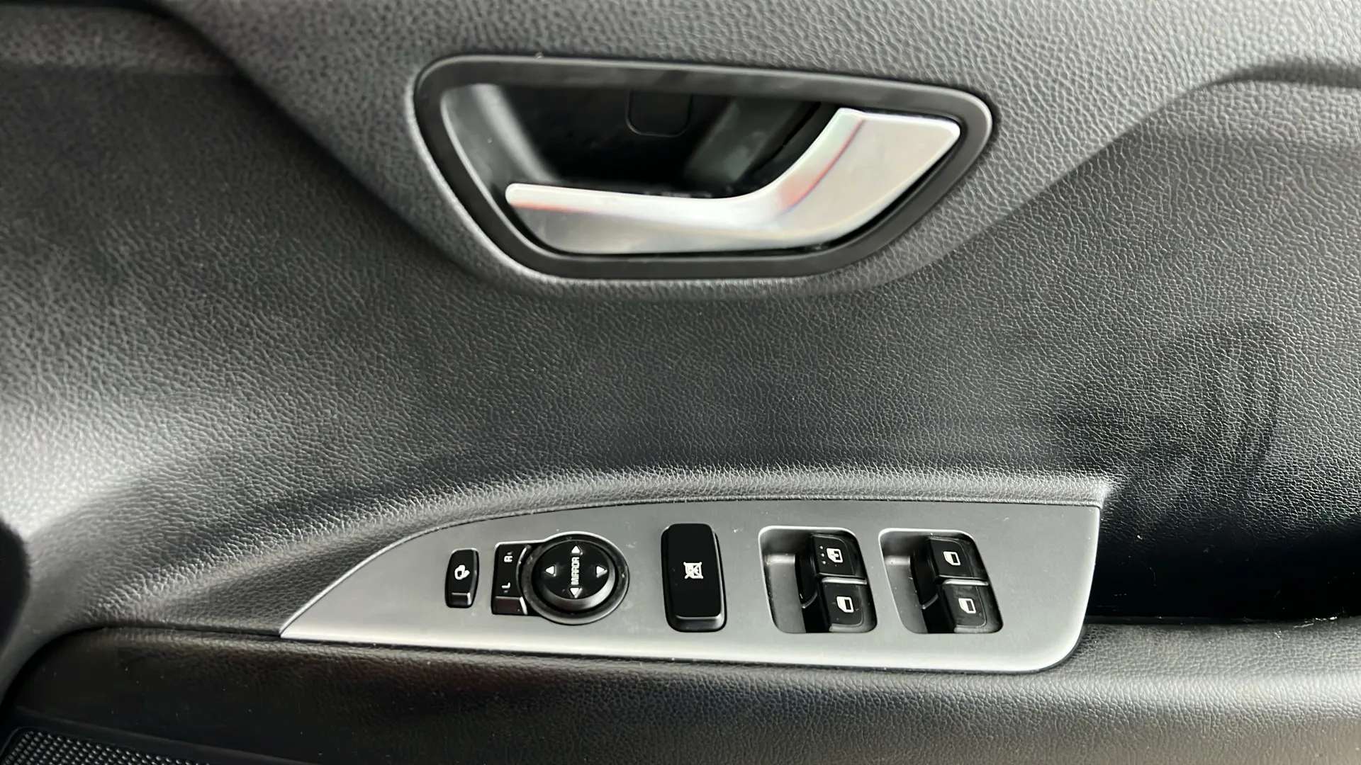 2023 KIA STONIC 2023 KIA STONIC