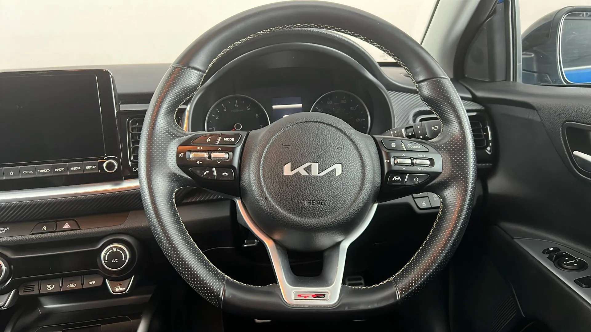 2022 KIA STONIC 2022 KIA STONIC