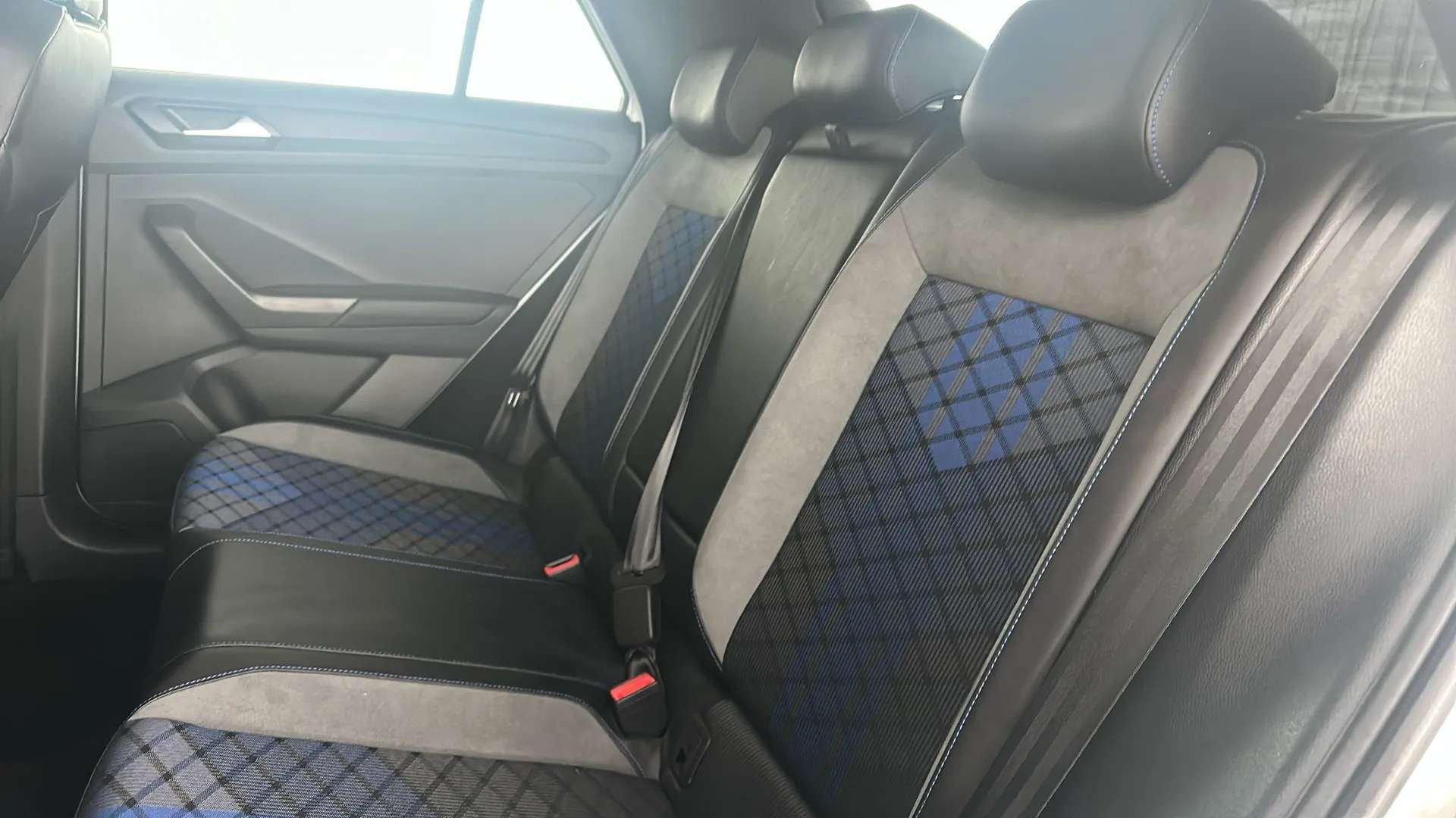 2022 VOLKSWAGEN T-ROC 2022 VOLKSWAGEN T-ROC