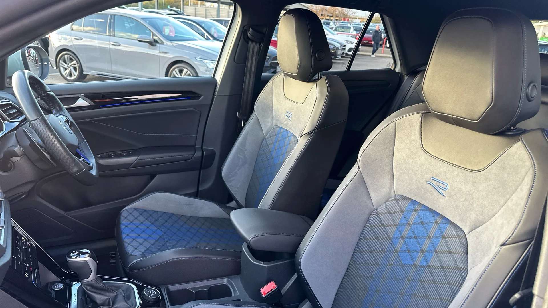 2023 VOLKSWAGEN T-ROC 2023 VOLKSWAGEN T-ROC