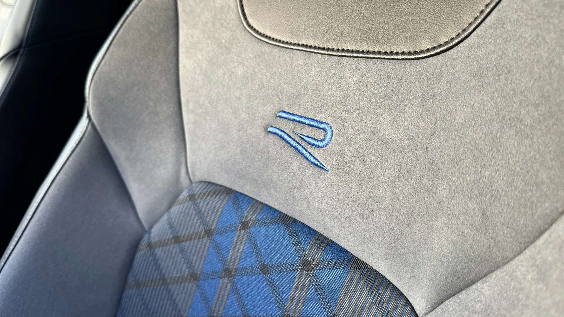 2023 VOLKSWAGEN T-ROC 2023 VOLKSWAGEN T-ROC