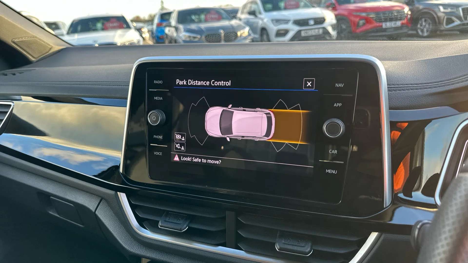 2023 VOLKSWAGEN T-ROC 2023 VOLKSWAGEN T-ROC