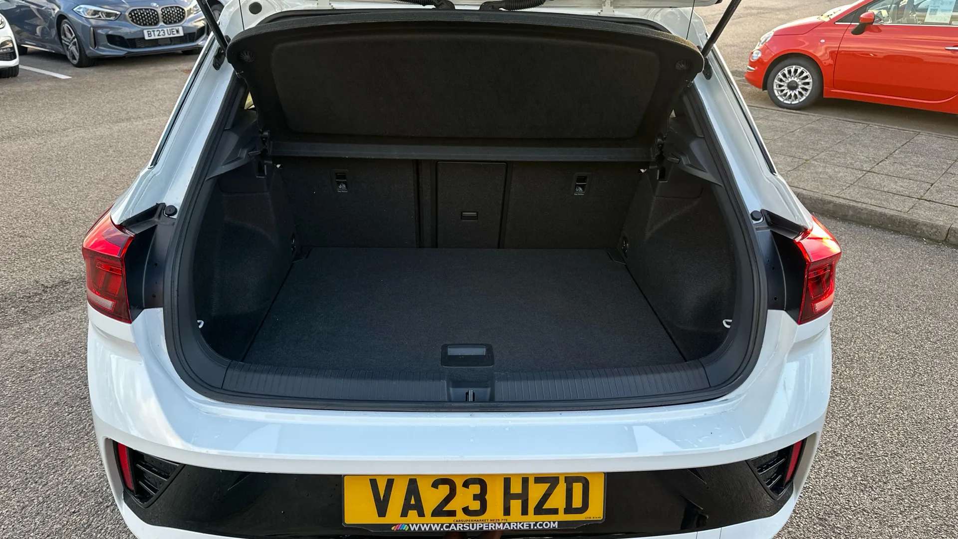 2023 VOLKSWAGEN T-ROC 2023 VOLKSWAGEN T-ROC