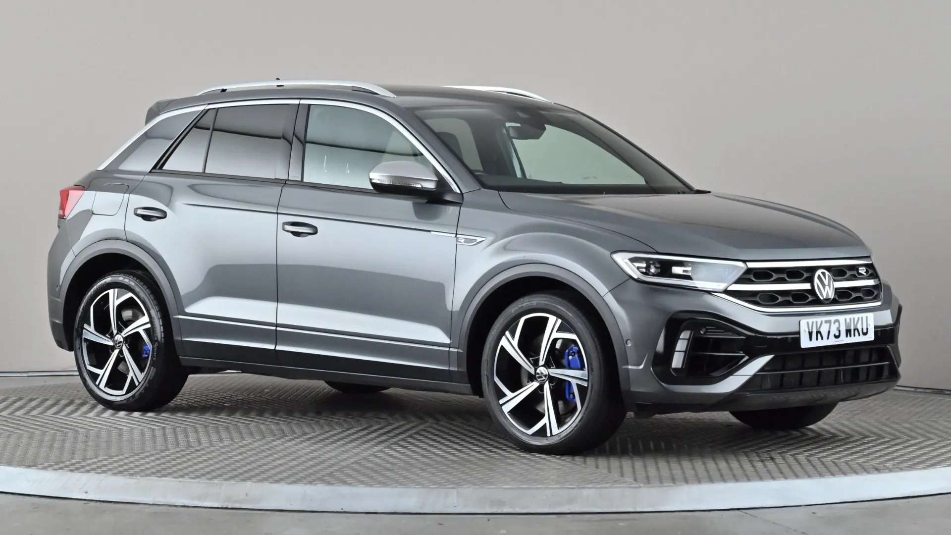 A 2023 VOLKSWAGEN T-ROC 2.0 TSI 300 4MOTION R DSG A 2023 VOLKSWAGEN T-ROC 2.0 TSI 300 4MOTION R DSG