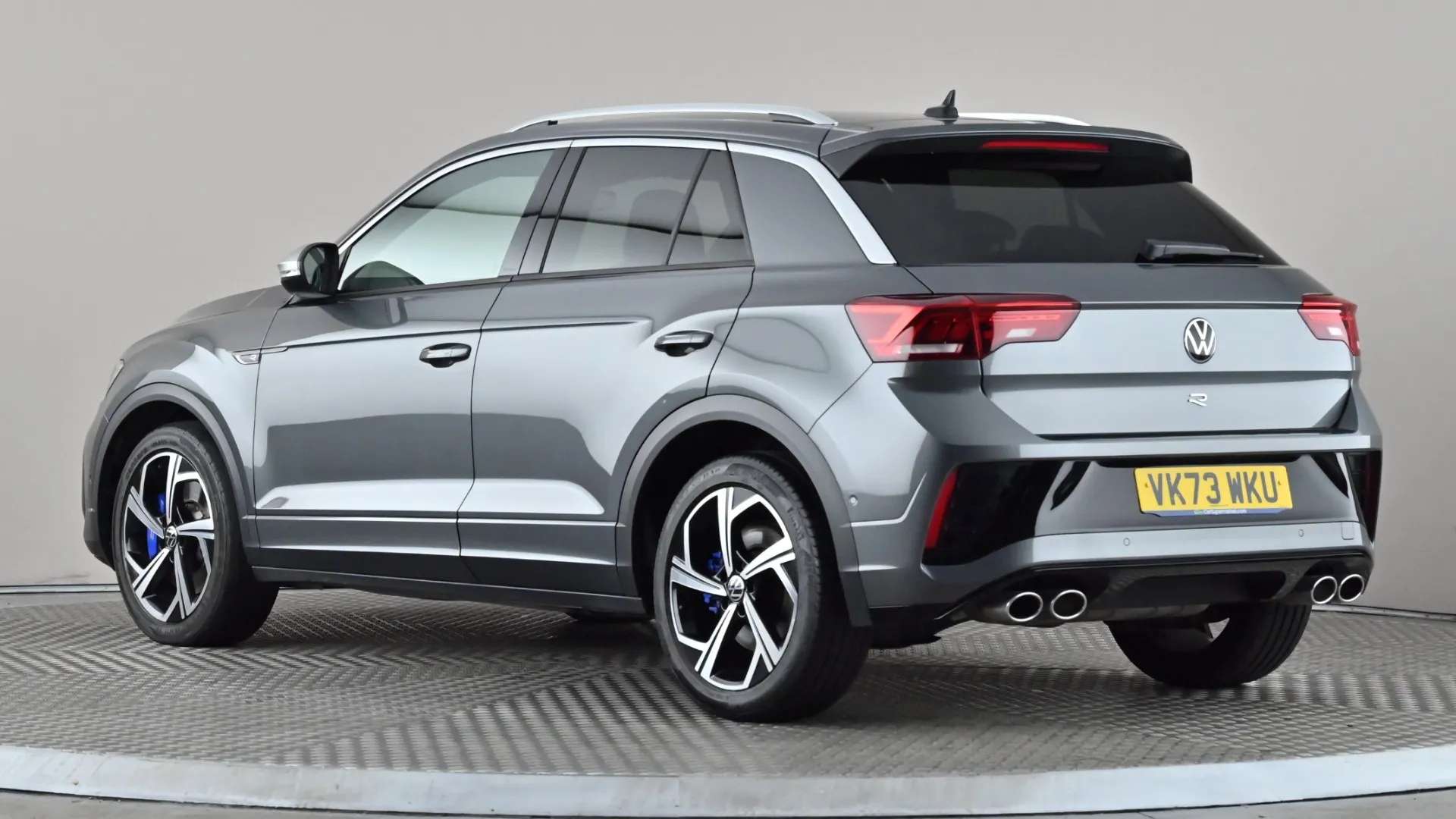 A 2023 VOLKSWAGEN T-ROC 2.0 TSI 300 4MOTION R DSG A 2023 VOLKSWAGEN T-ROC 2.0 TSI 300 4MOTION R DSG