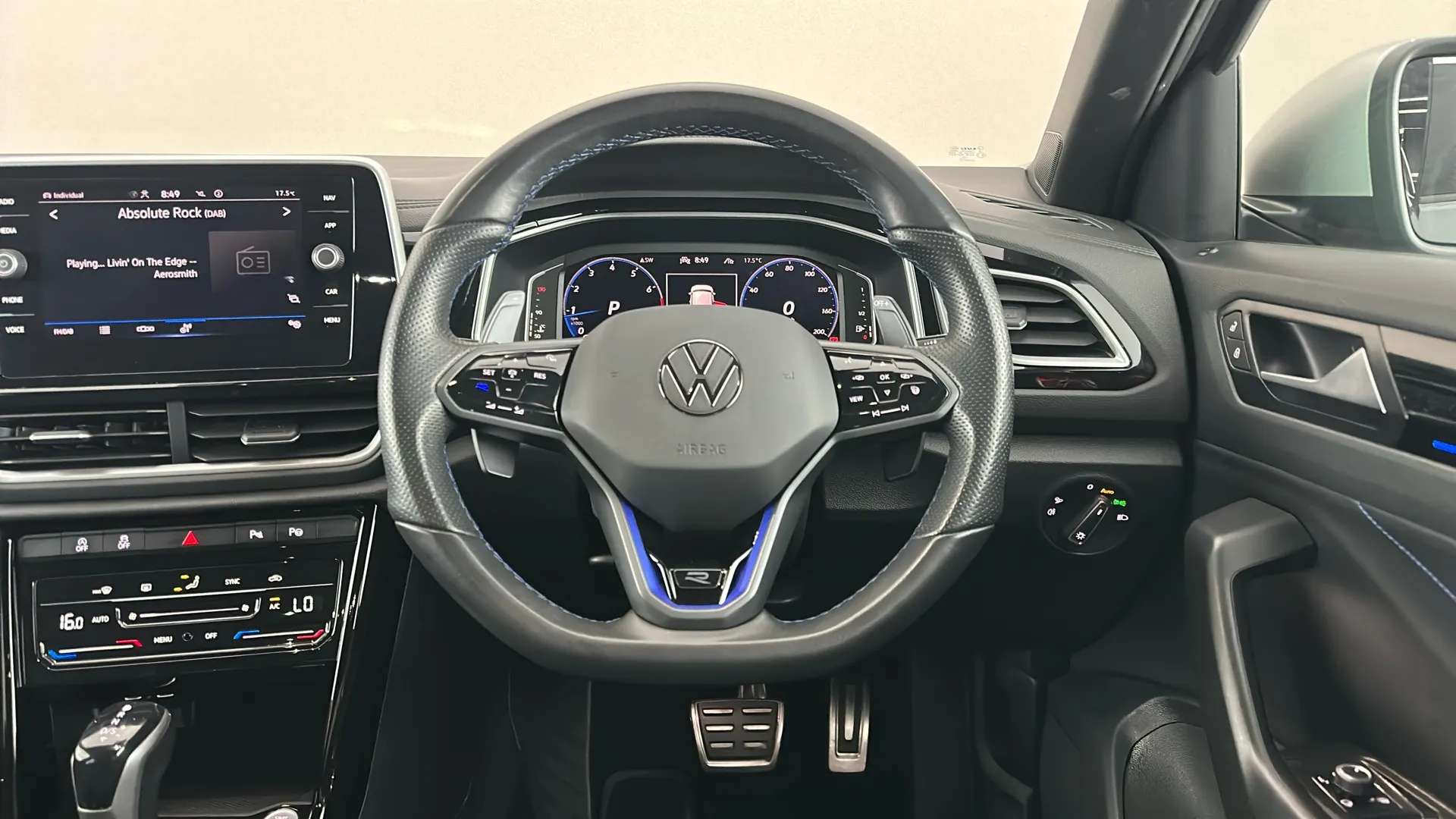 2023 VOLKSWAGEN T-ROC 2023 VOLKSWAGEN T-ROC
