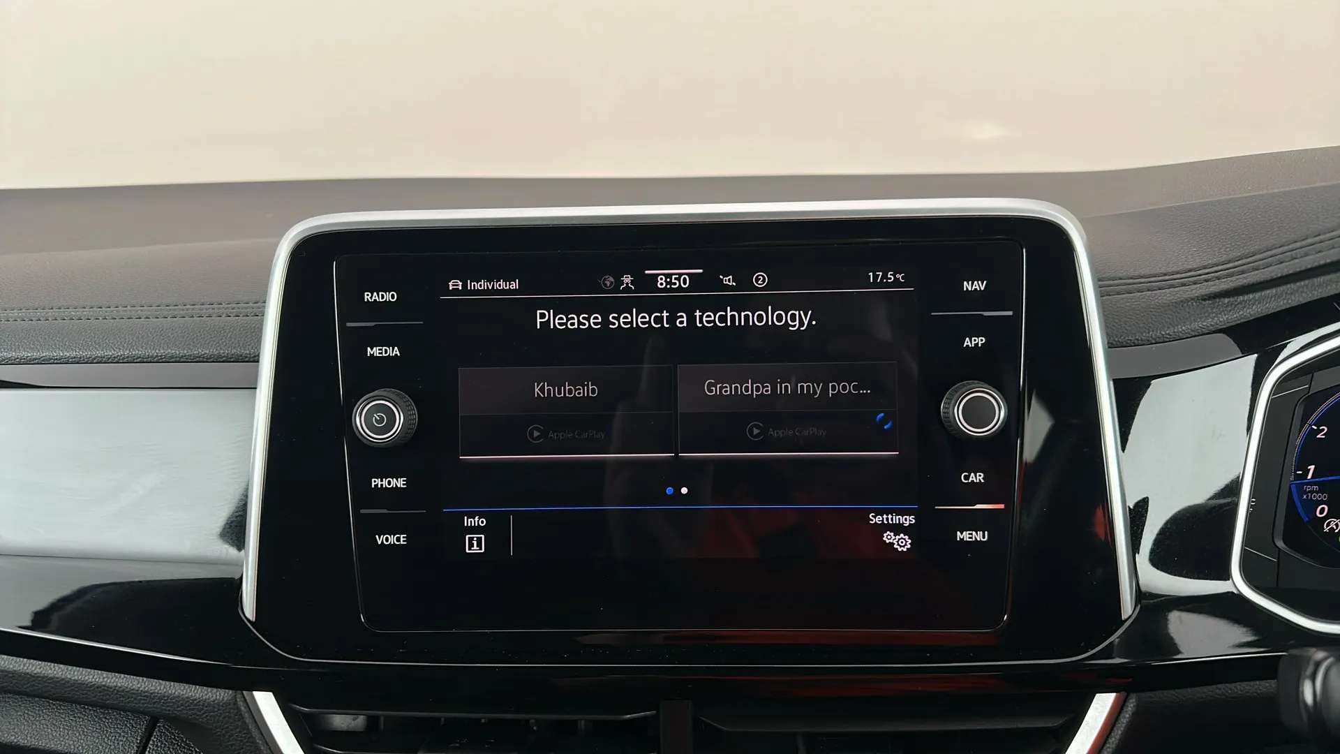 2023 VOLKSWAGEN T-ROC 2023 VOLKSWAGEN T-ROC