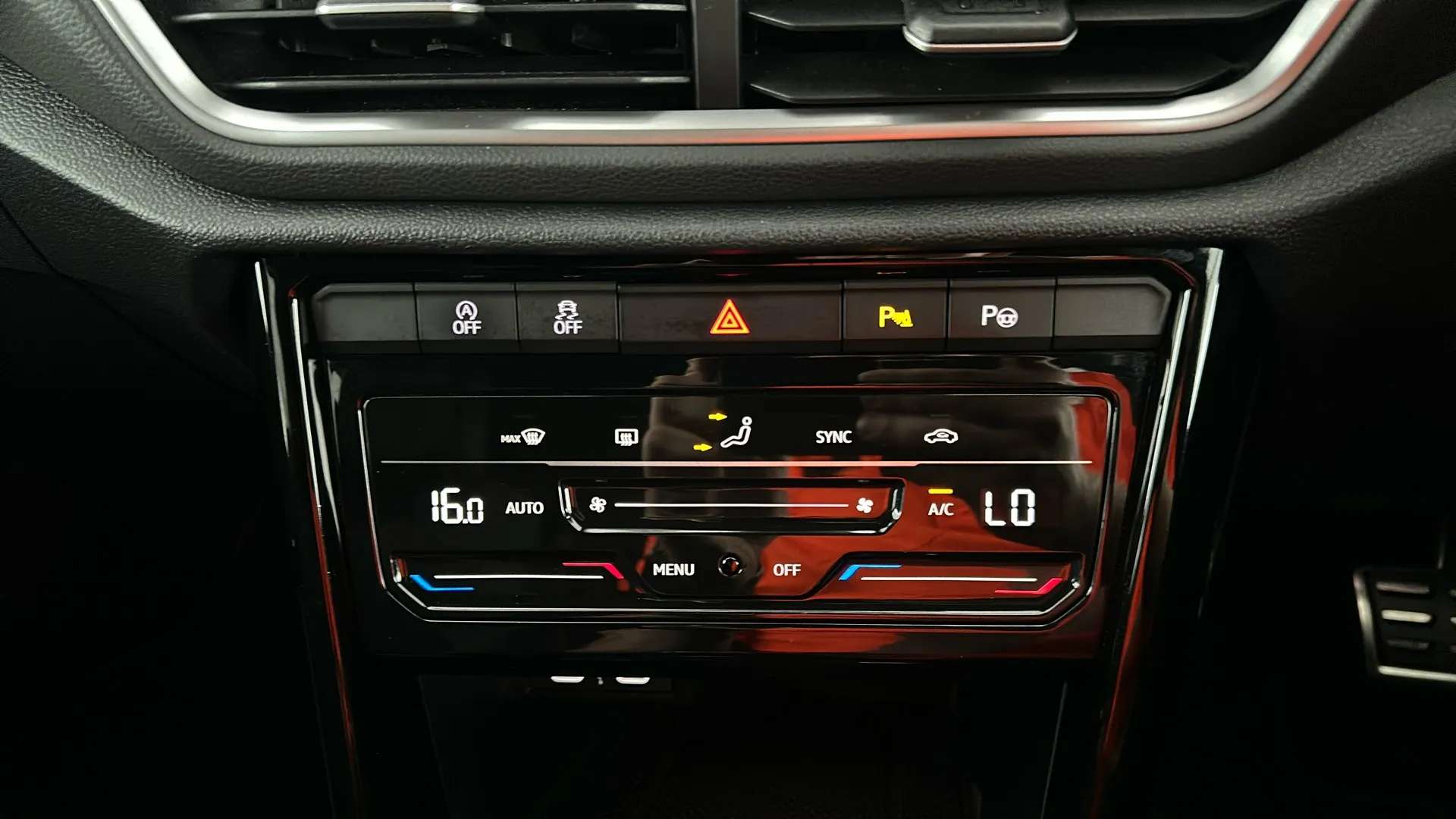 2023 VOLKSWAGEN T-ROC 2023 VOLKSWAGEN T-ROC