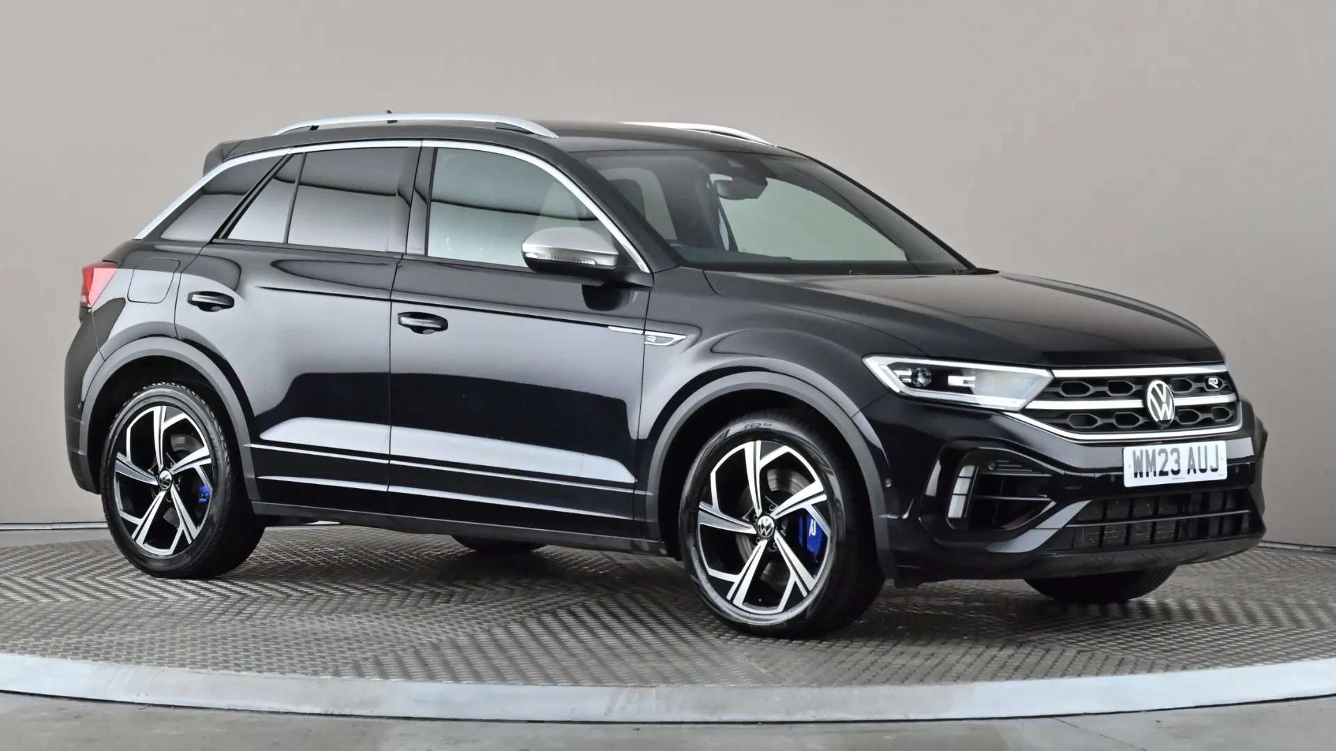 A 2023 VOLKSWAGEN T-ROC 2.0 TSI 300 4MOTION R DSG A 2023 VOLKSWAGEN T-ROC 2.0 TSI 300 4MOTION R DSG