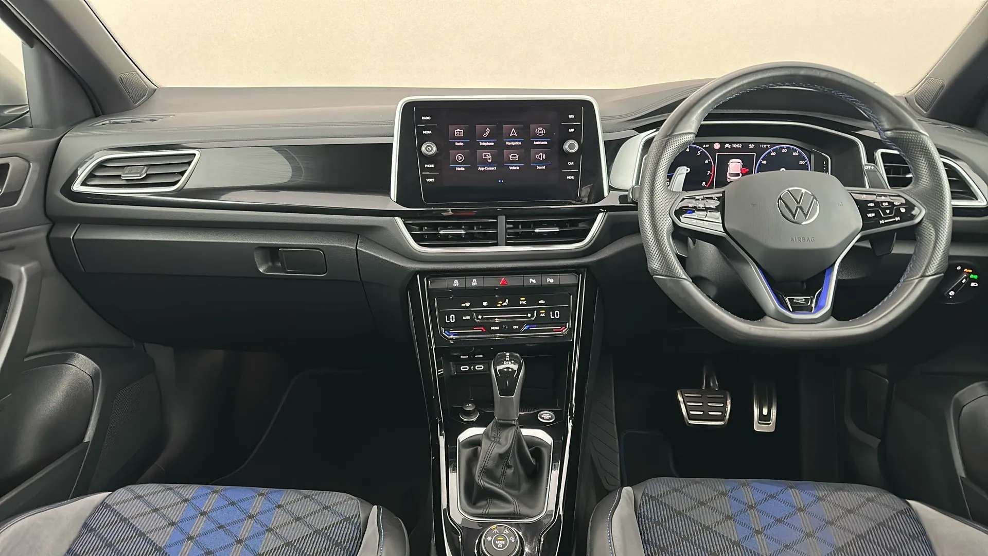 2023 VOLKSWAGEN T-ROC 2023 VOLKSWAGEN T-ROC
