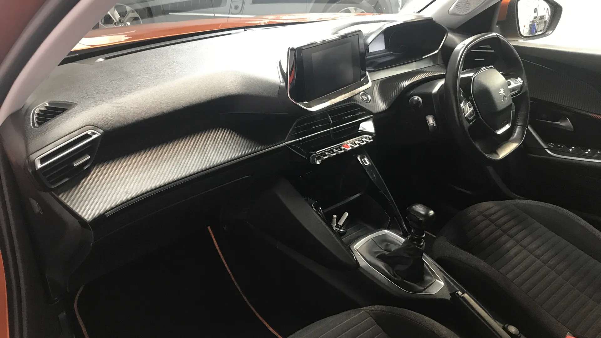 2021 PEUGEOT 2008 2021 PEUGEOT 2008