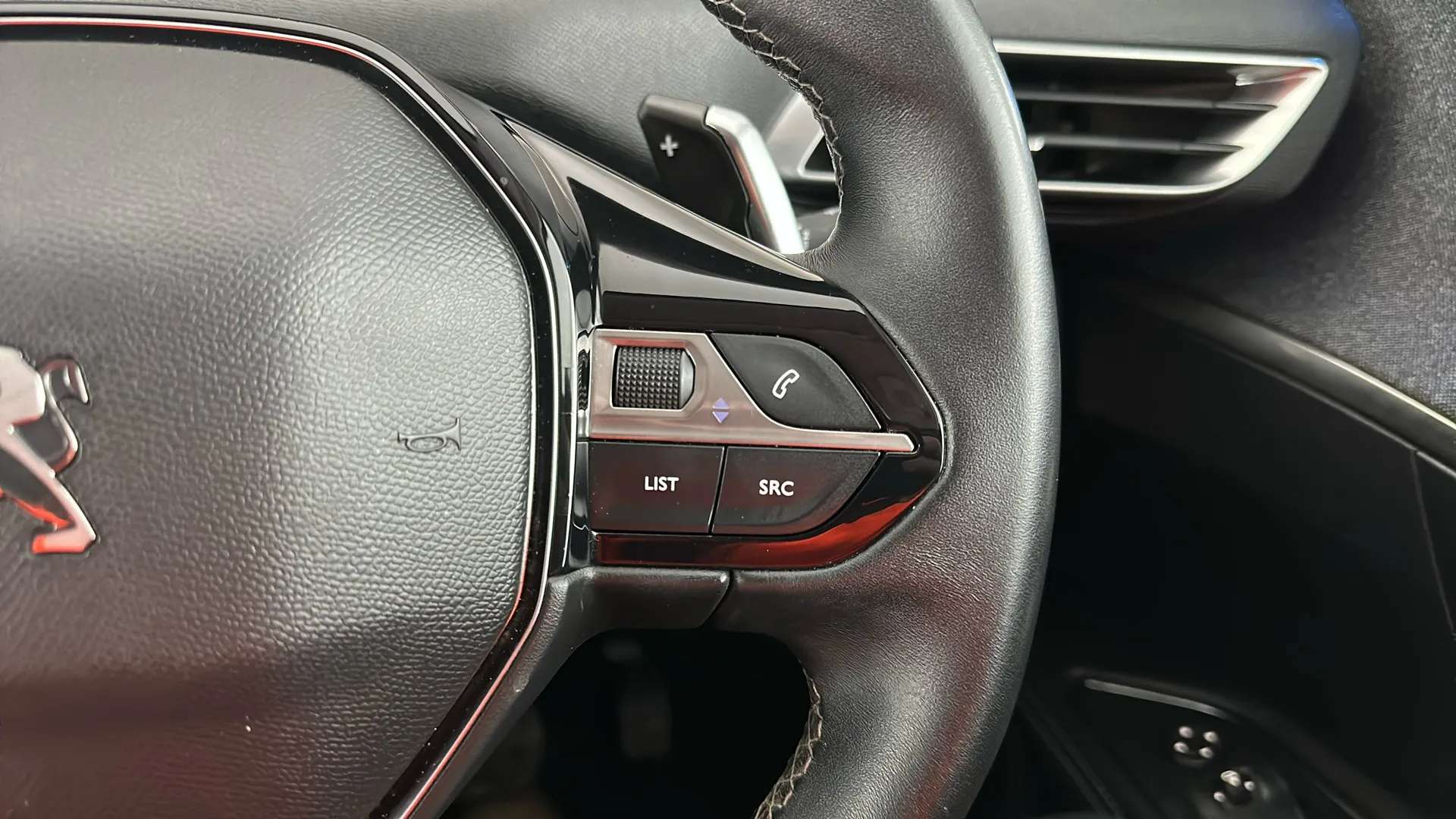 2022 PEUGEOT 3008 2022 PEUGEOT 3008